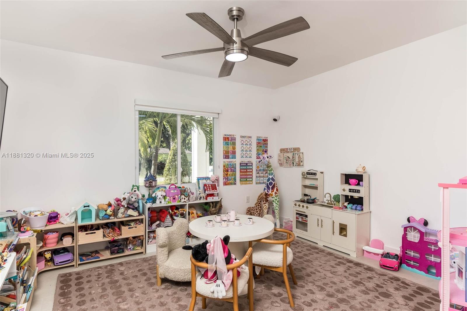 TANGLEWOOD GDNS - Residential