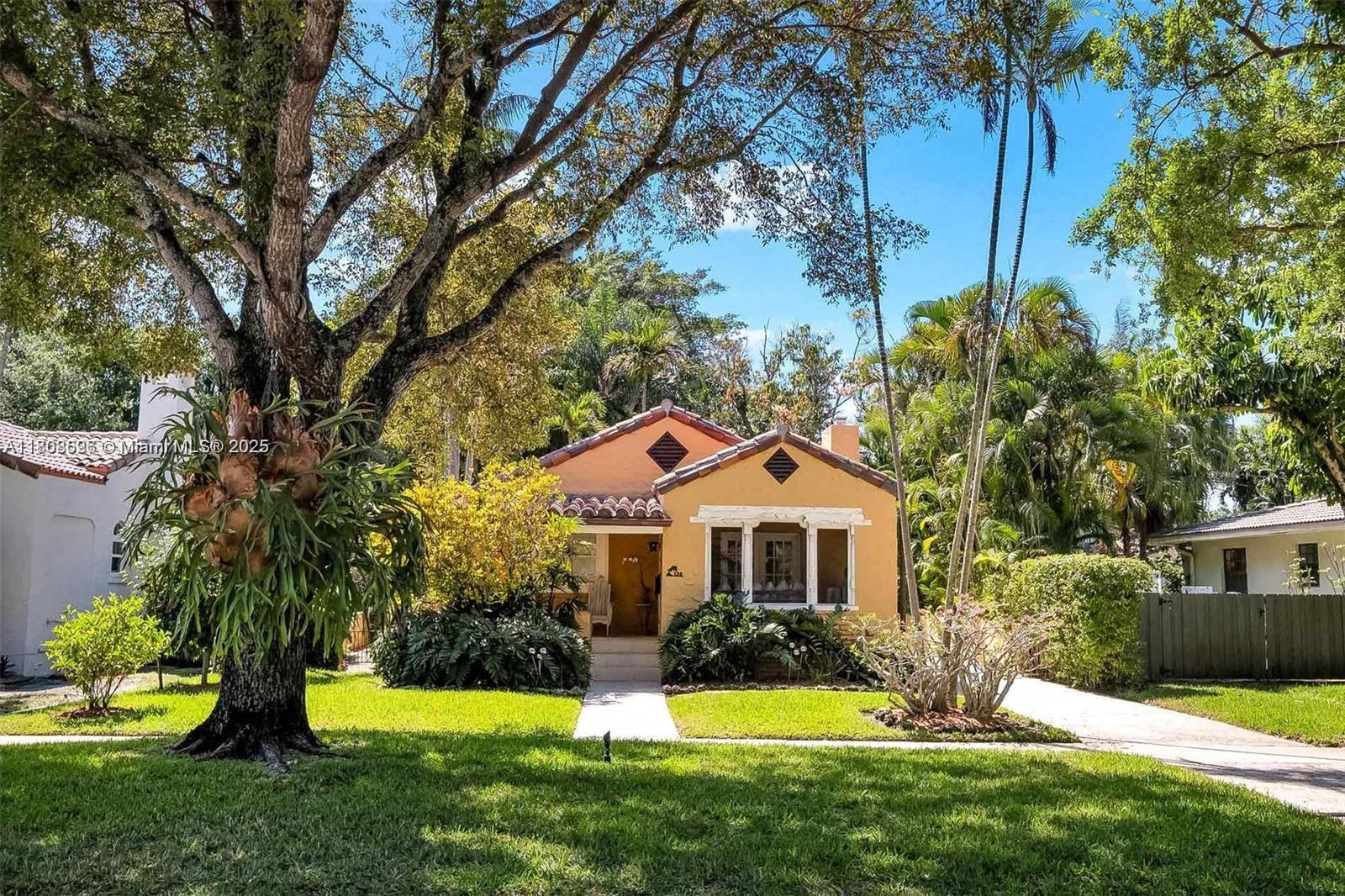 MIAMI SHORES SEC 1 AMD - Residential