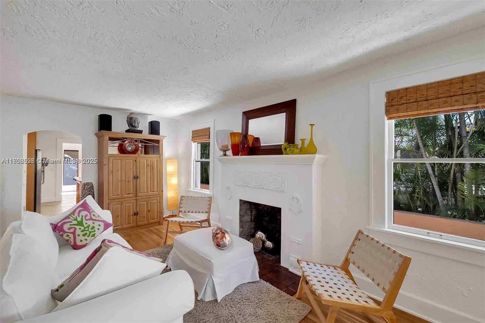 MIAMI SHORES SEC 1 AMD - Residential