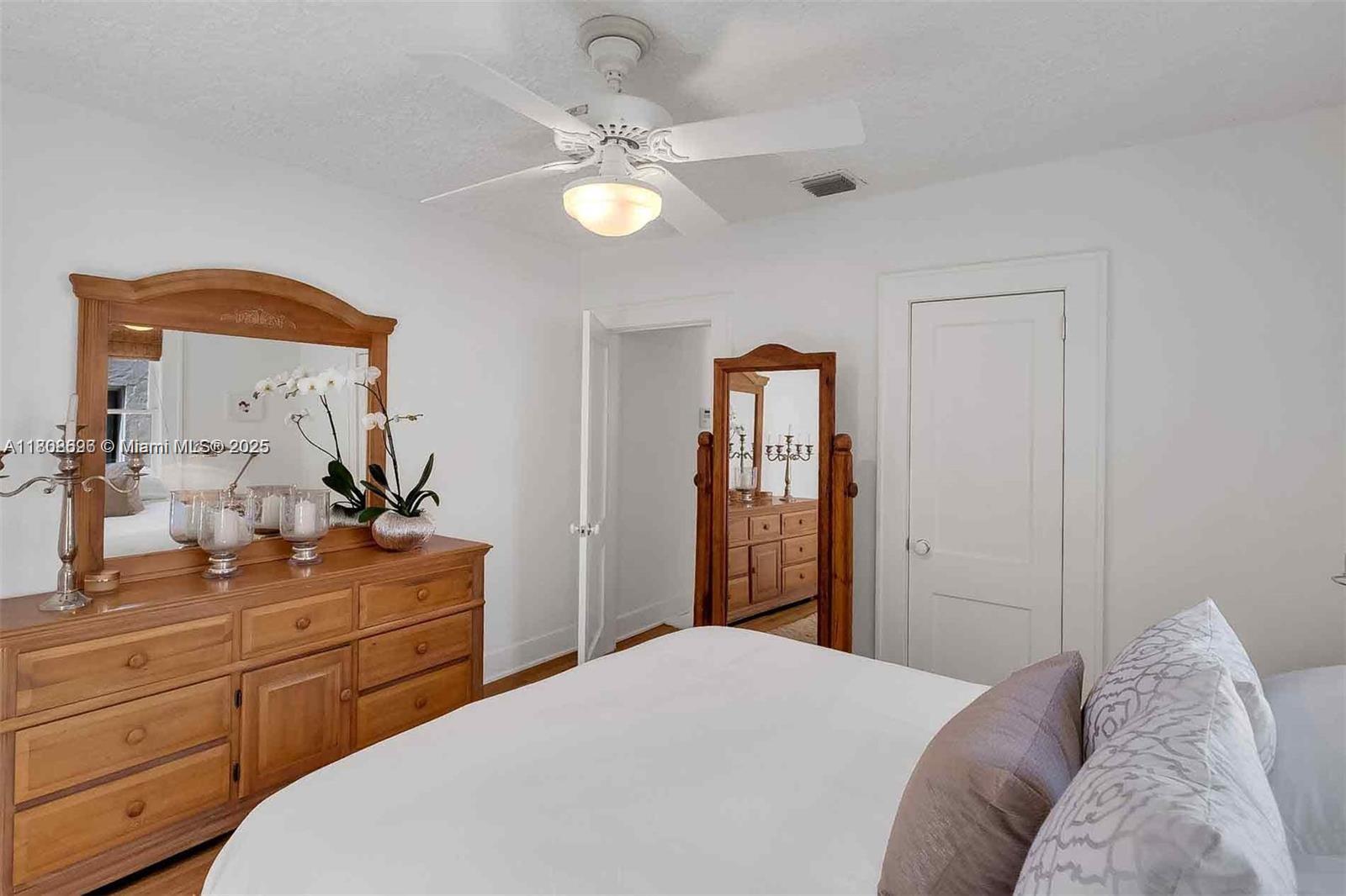 MIAMI SHORES SEC 1 AMD - Residential