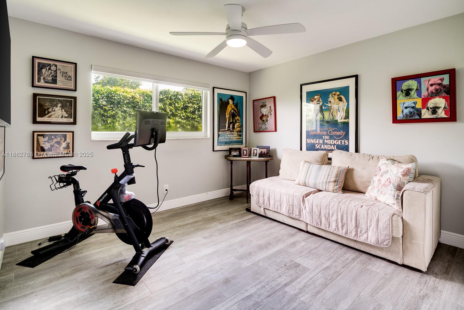 CORAL GABLES RIVIERA SEC - Residential