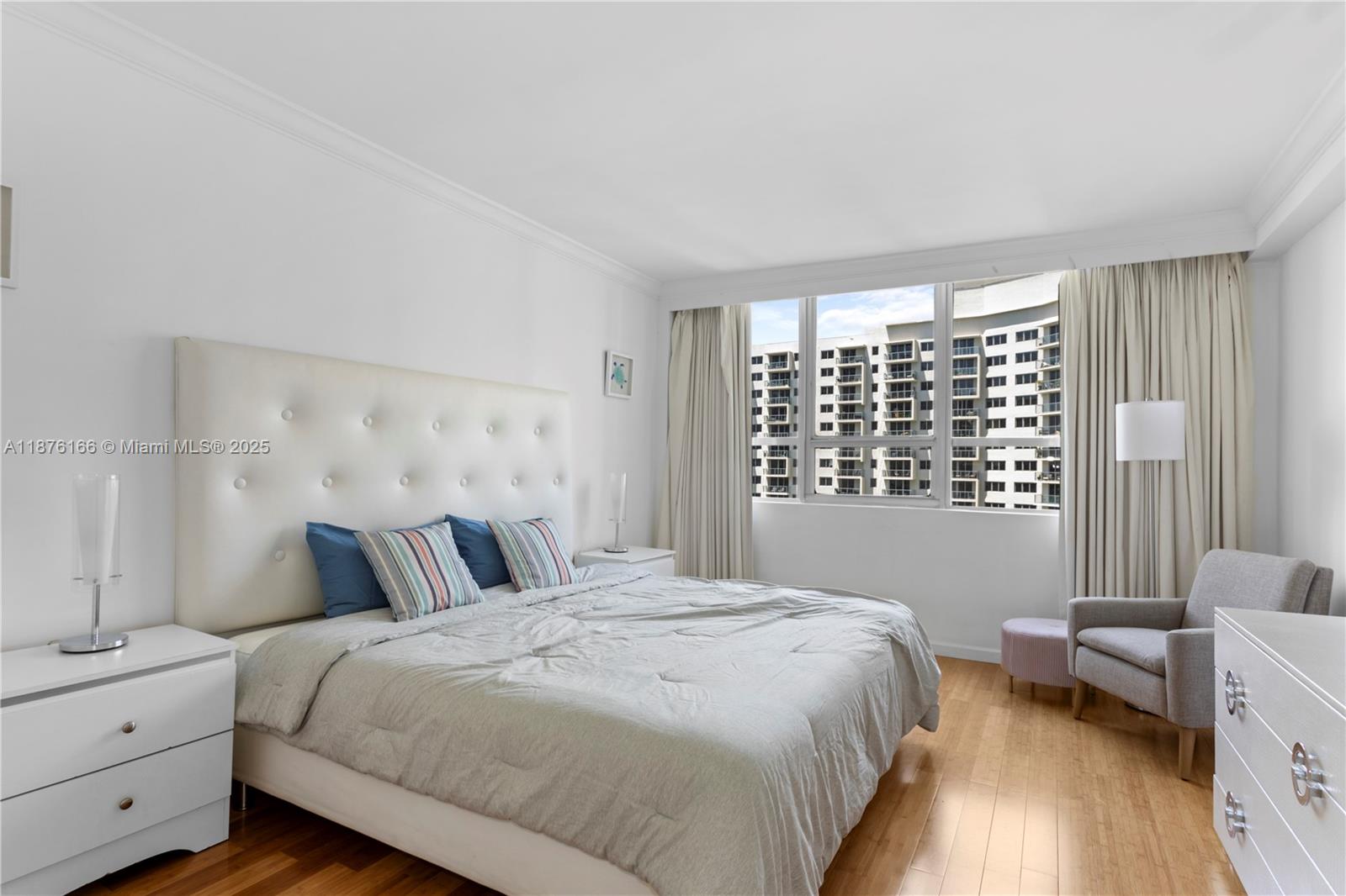 FLAMINGO SOUTH BEACH I CO - Residential