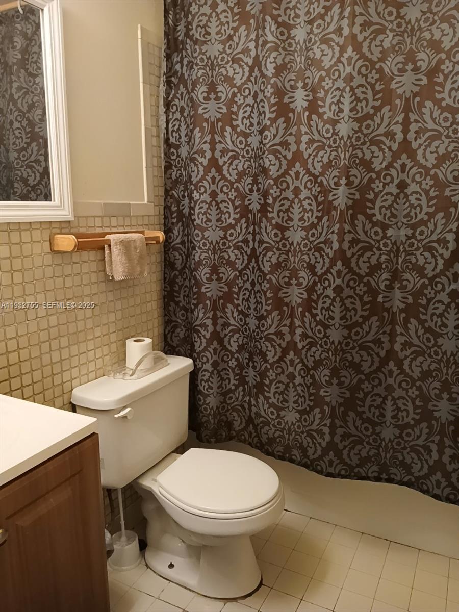 DIXIE HEIGHTS GARDENS - Residential