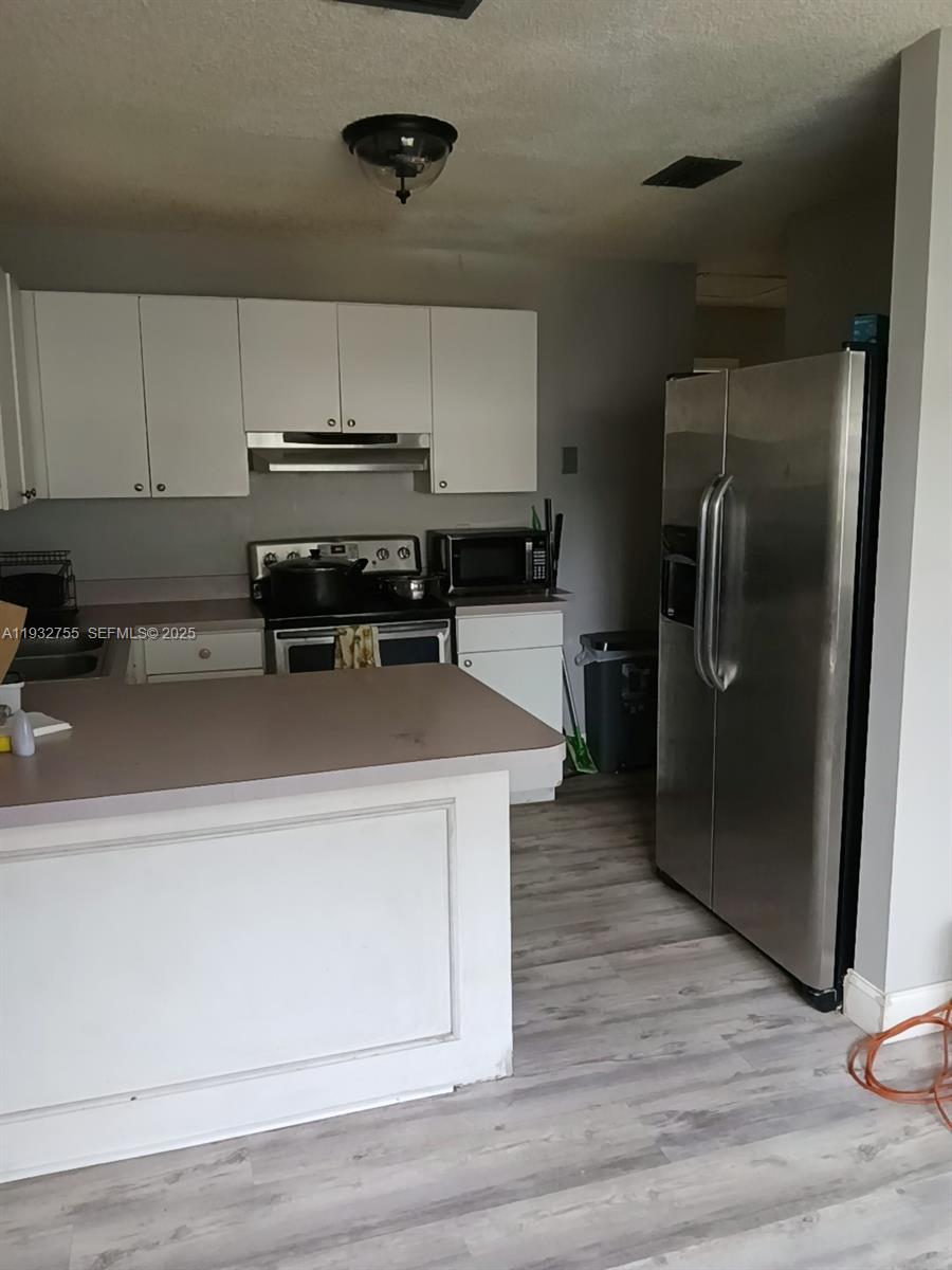 DIXIE HEIGHTS GARDENS - Residential