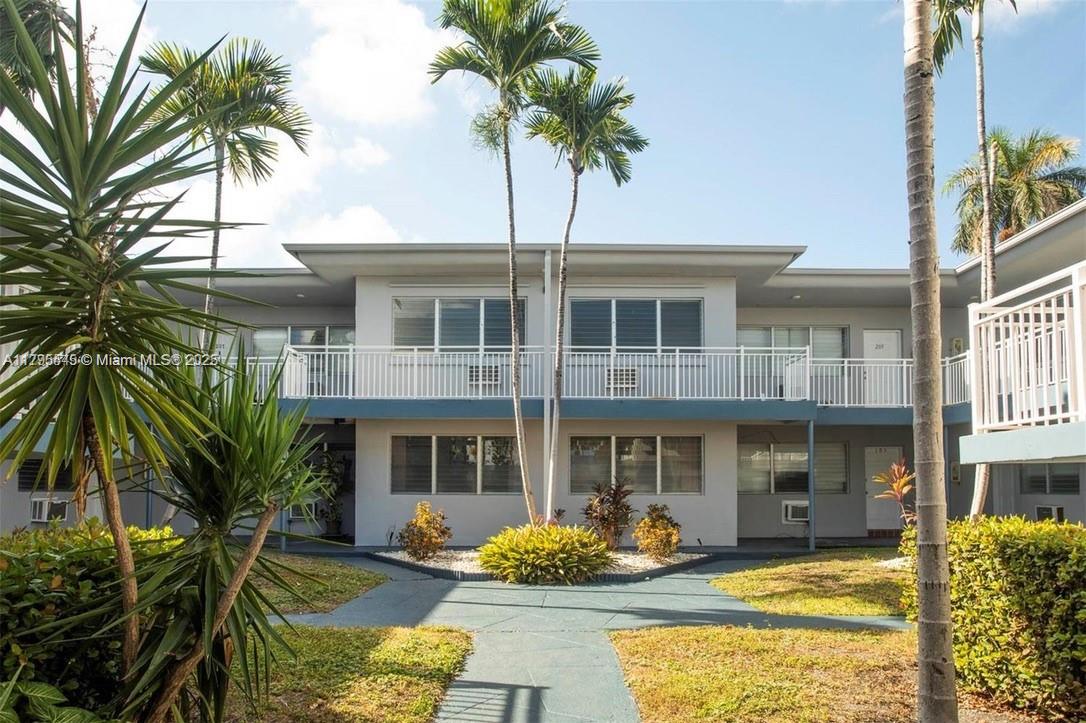 Rental Property at 350 75th St 208, Miami Beach, Miami-Dade County, Florida - Bedrooms: 1 
Bathrooms: 1  - $1,700 MO.