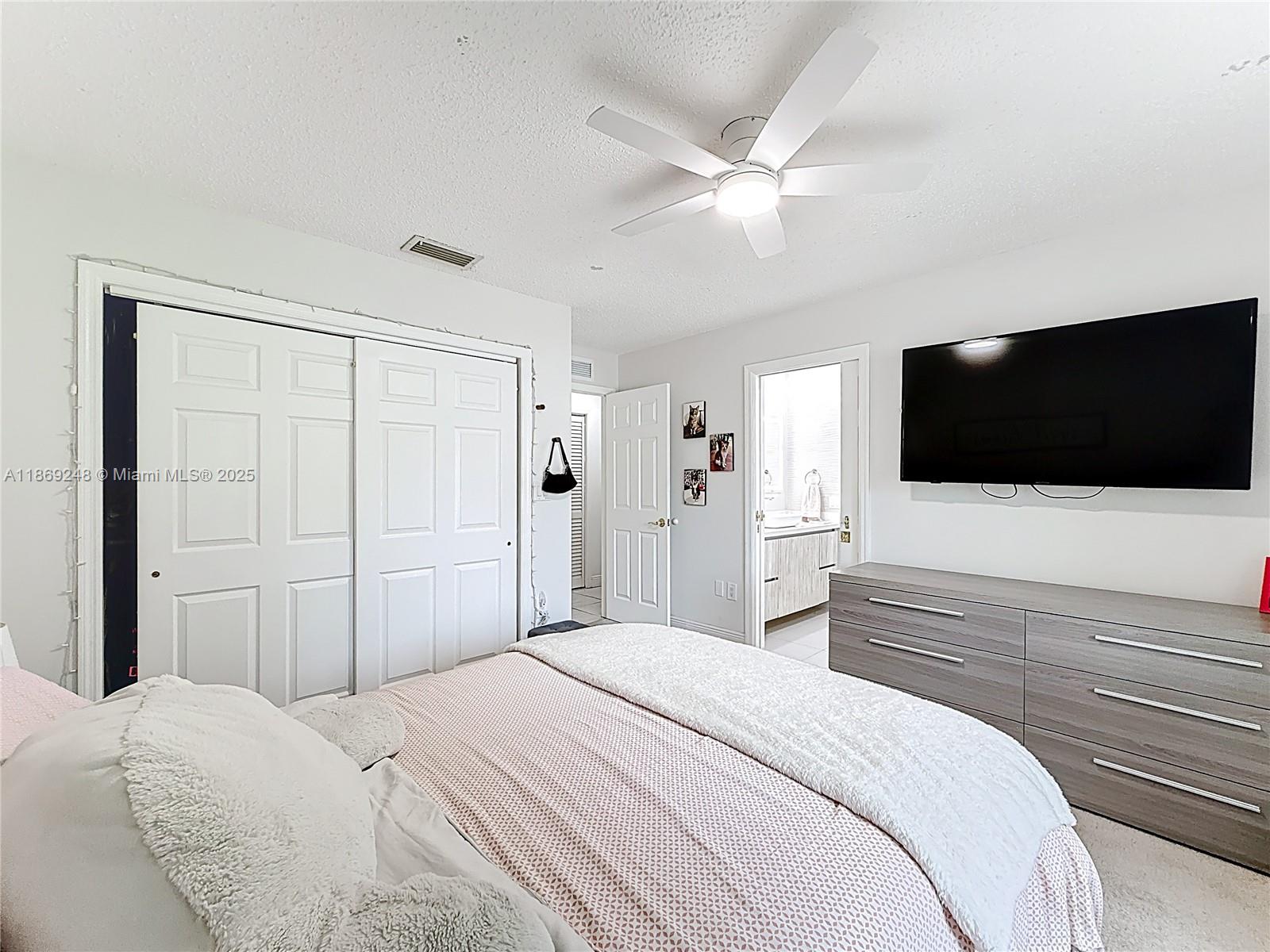 PINEWOOD ESTATES - Residential Lease