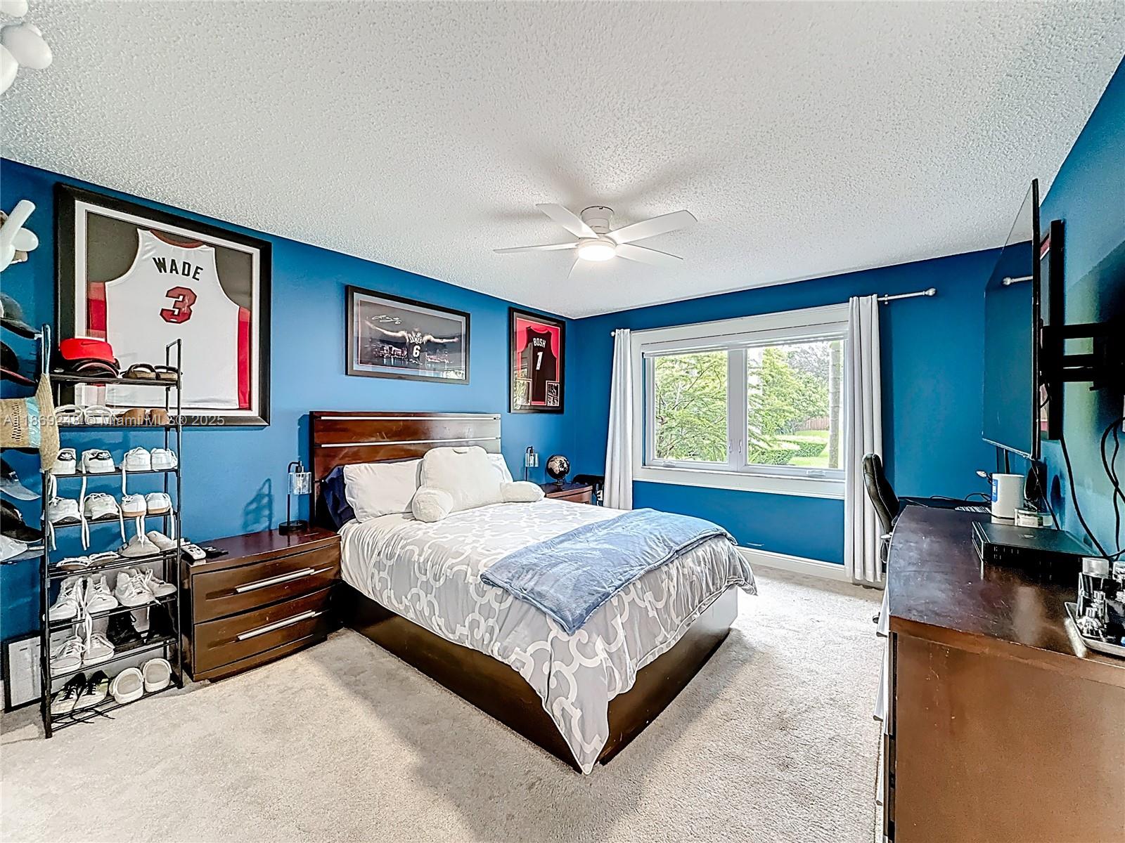 PINEWOOD ESTATES - Residential Lease