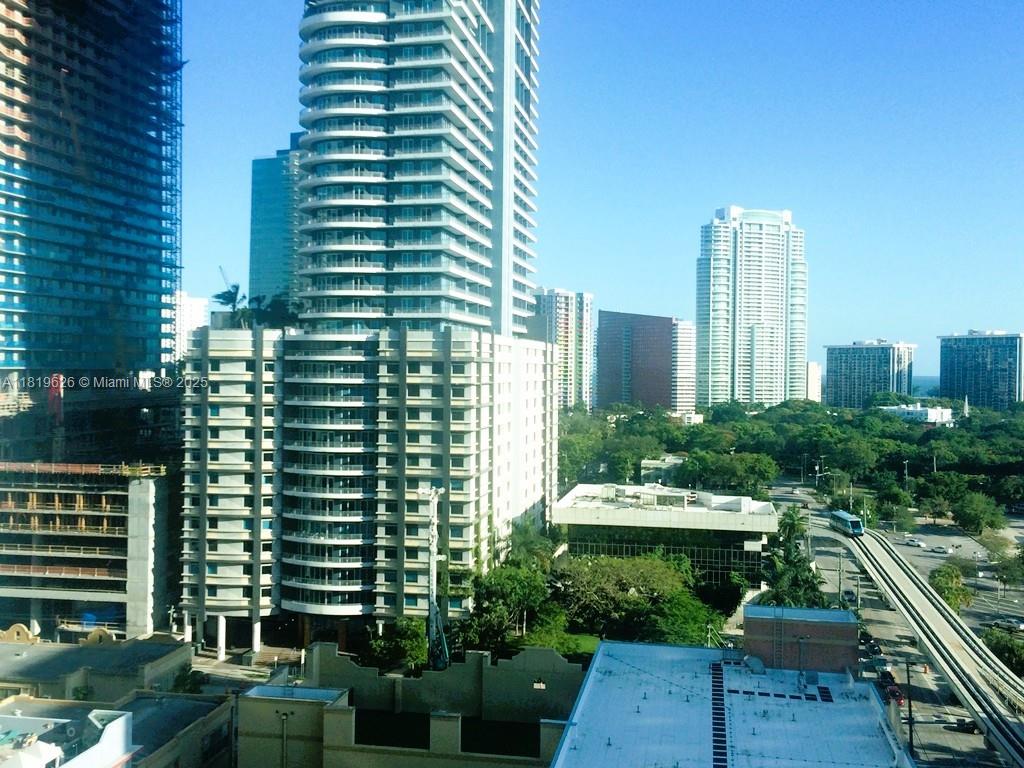 THE AXIS ON BRICKELL - Residential Lease