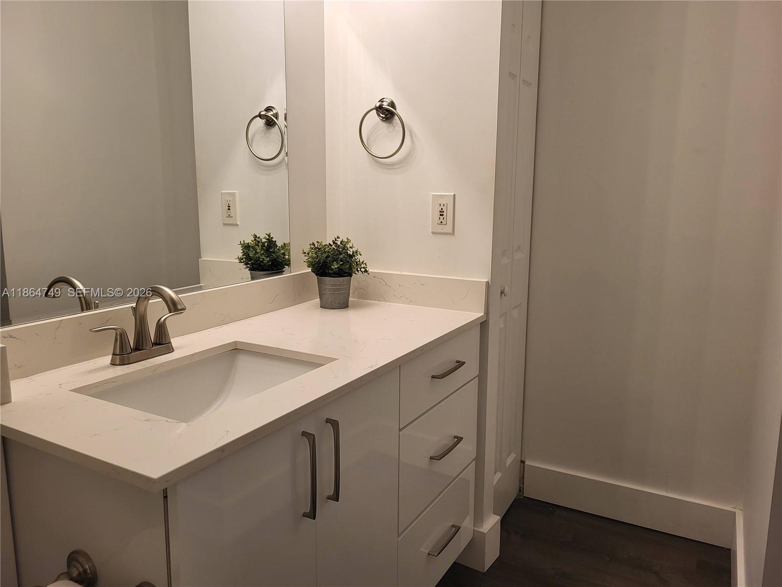 MARQUESA CONDO - Residential