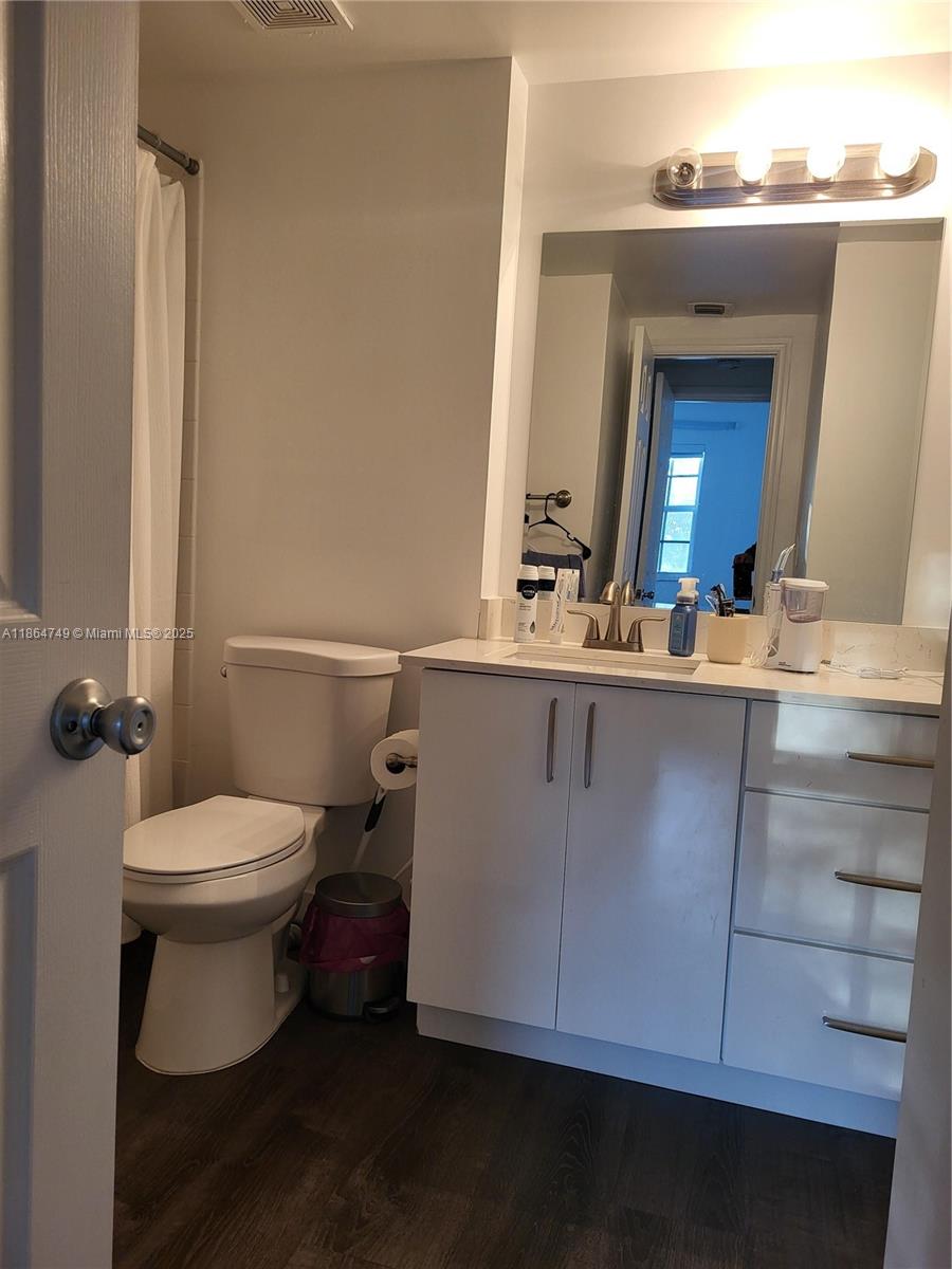 MARQUESA CONDO - Residential