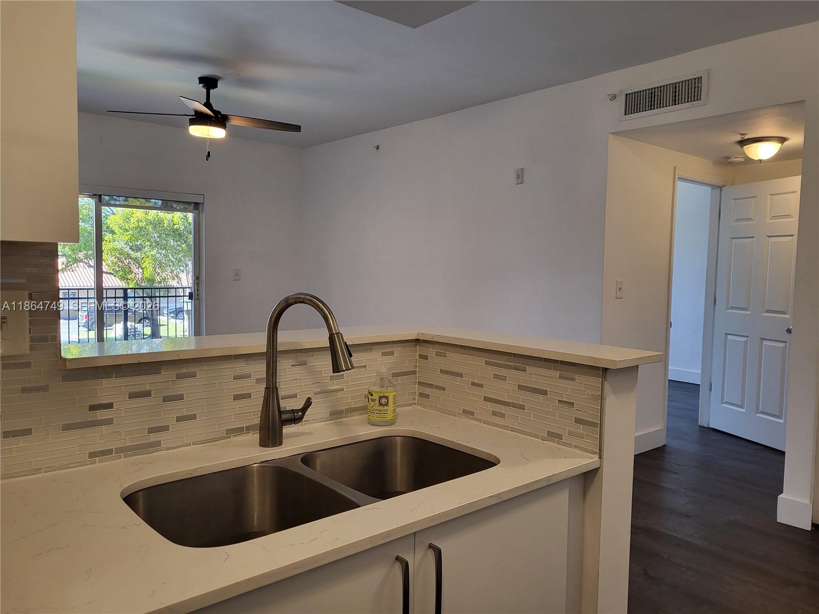 MARQUESA CONDO - Residential