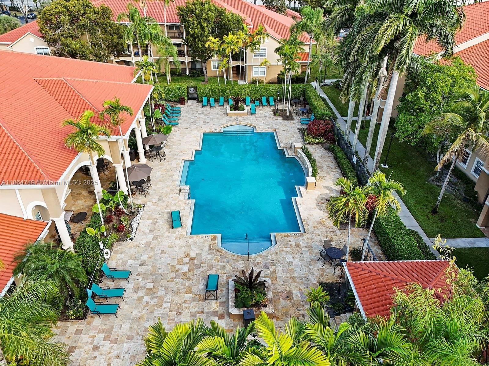 MARQUESA CONDO - Residential