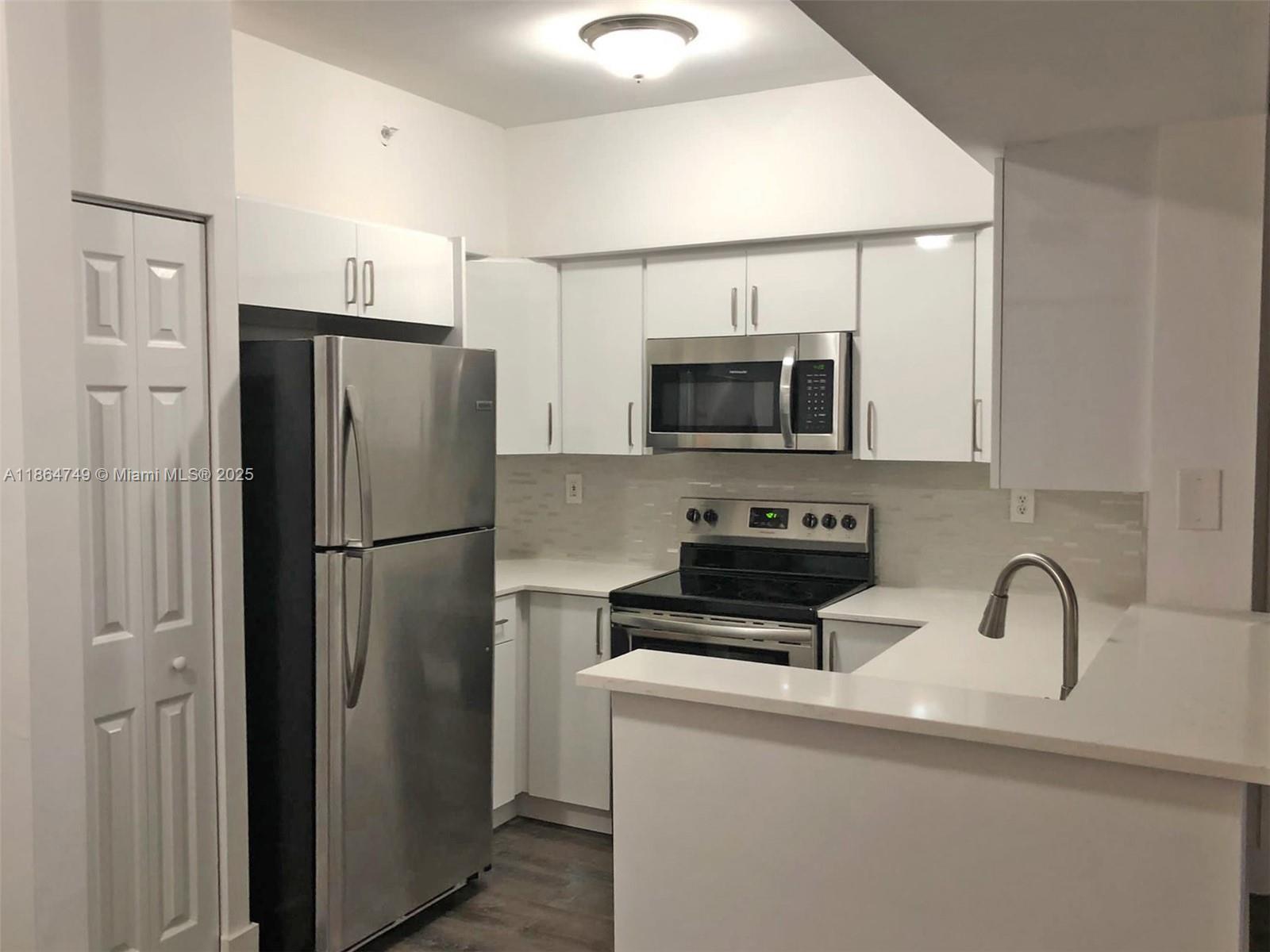 MARQUESA CONDO - Residential