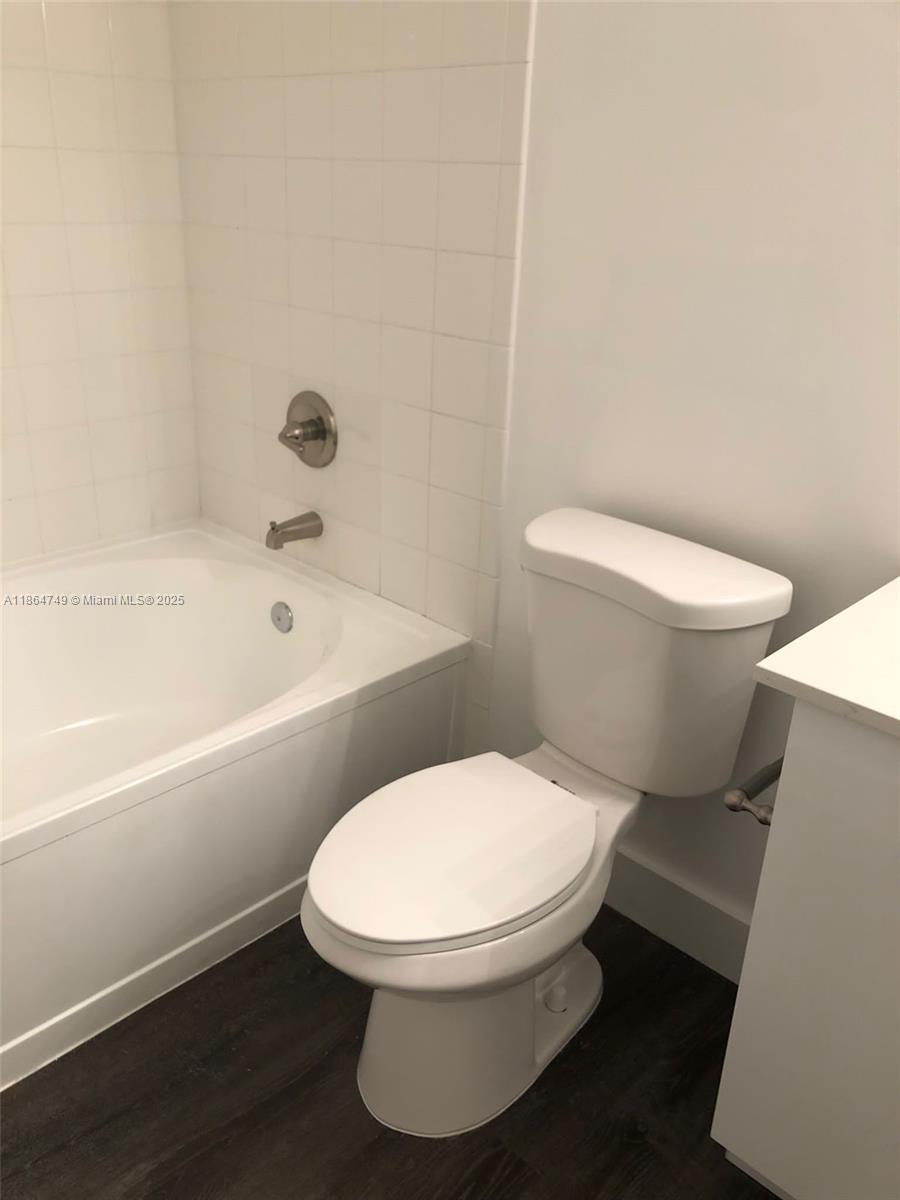 MARQUESA CONDO - Residential