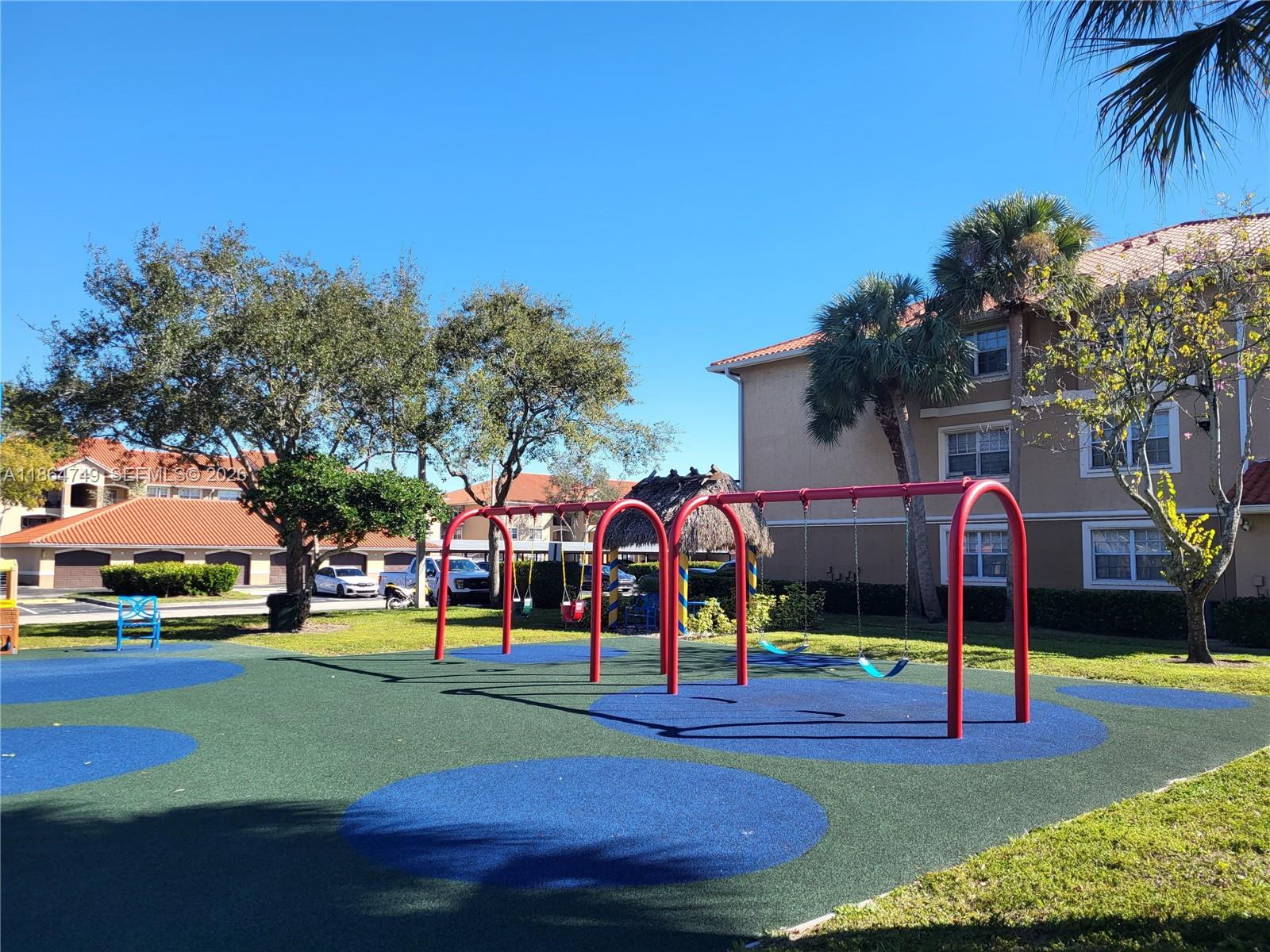 MARQUESA CONDO - Residential