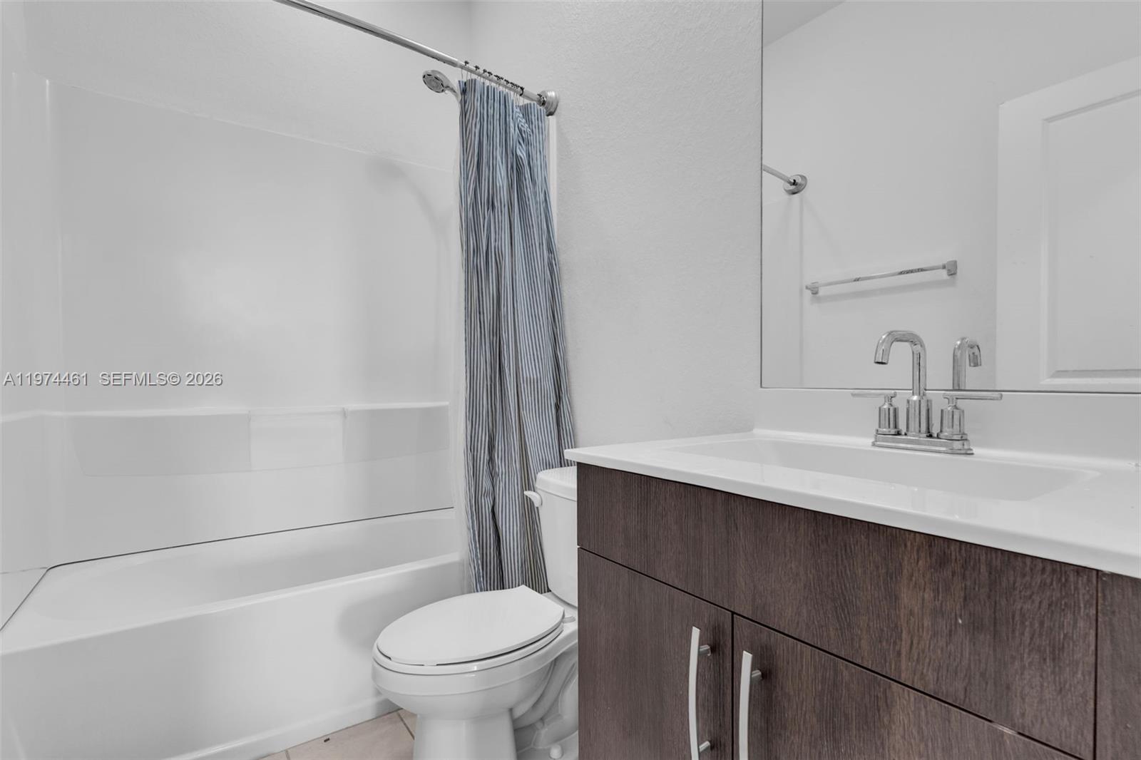 A H AT TURNPIKE SOUTH SEC - Residential