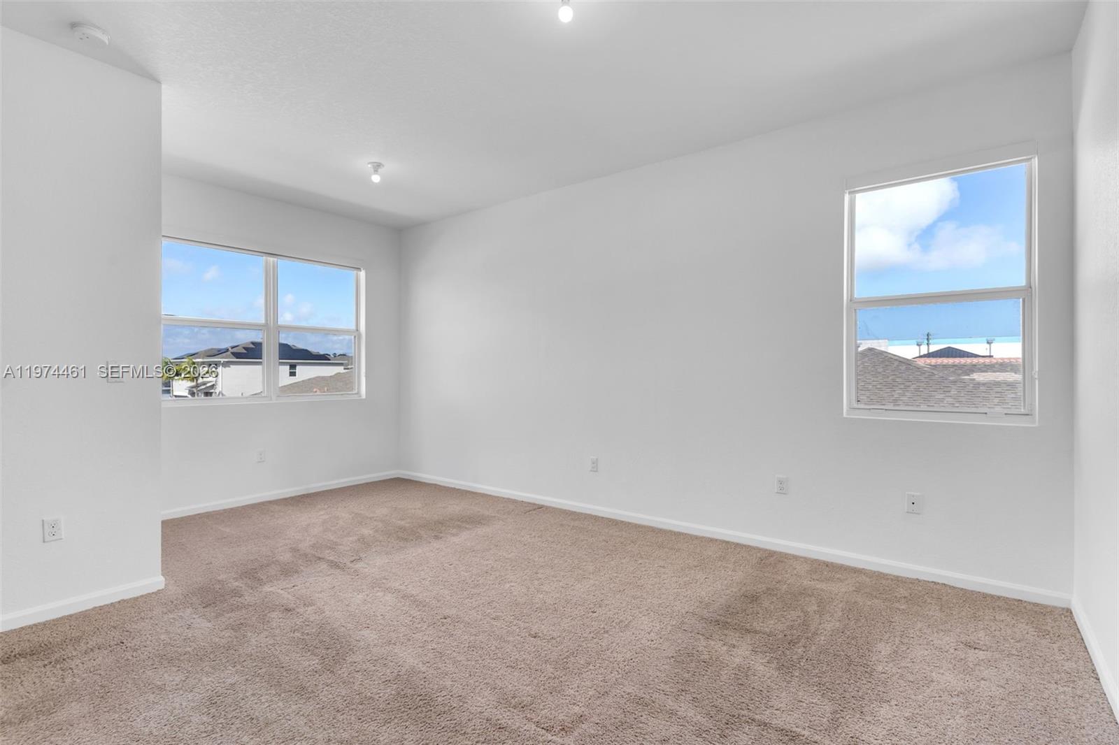 A H AT TURNPIKE SOUTH SEC - Residential