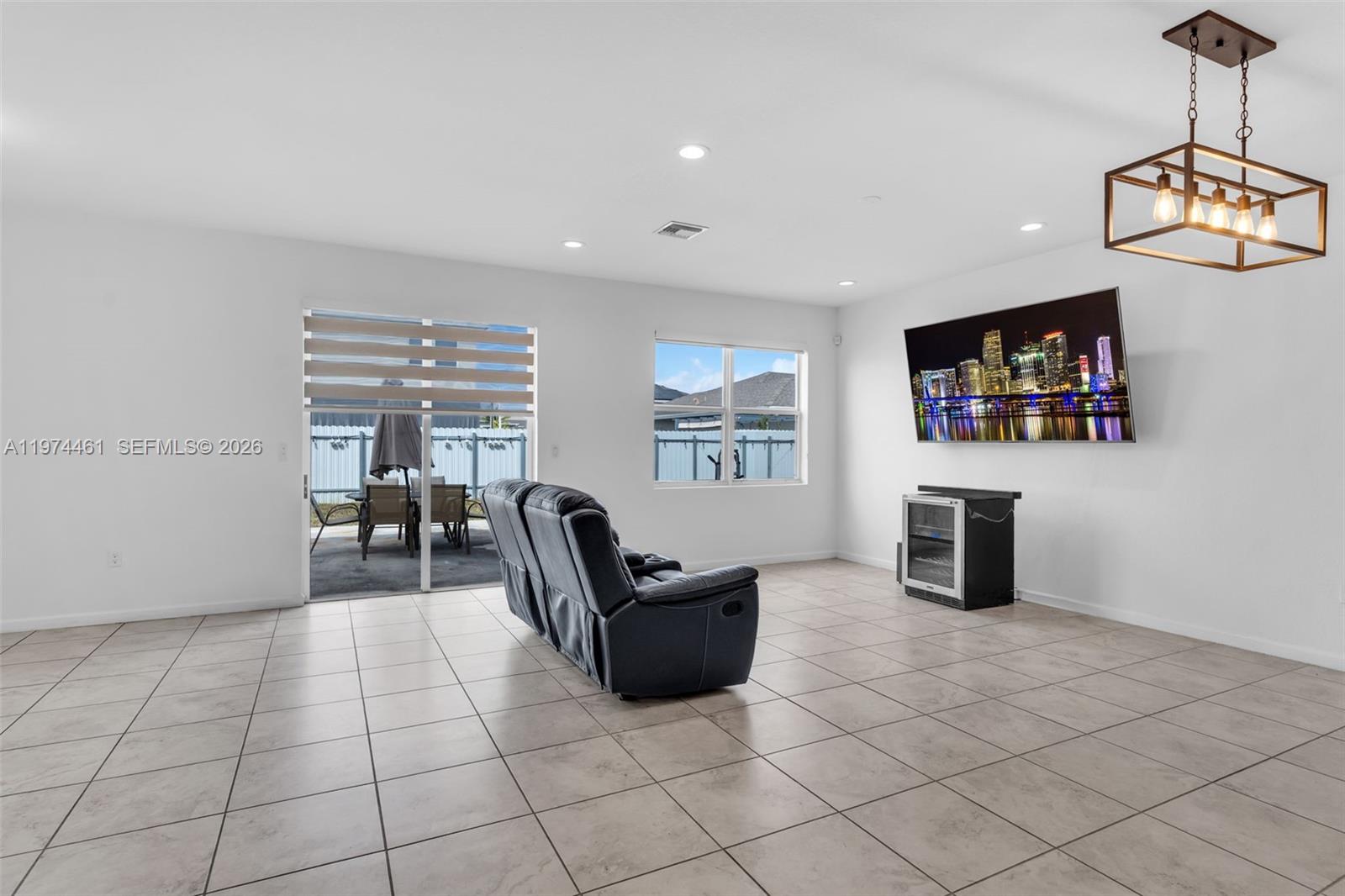 A H AT TURNPIKE SOUTH SEC - Residential