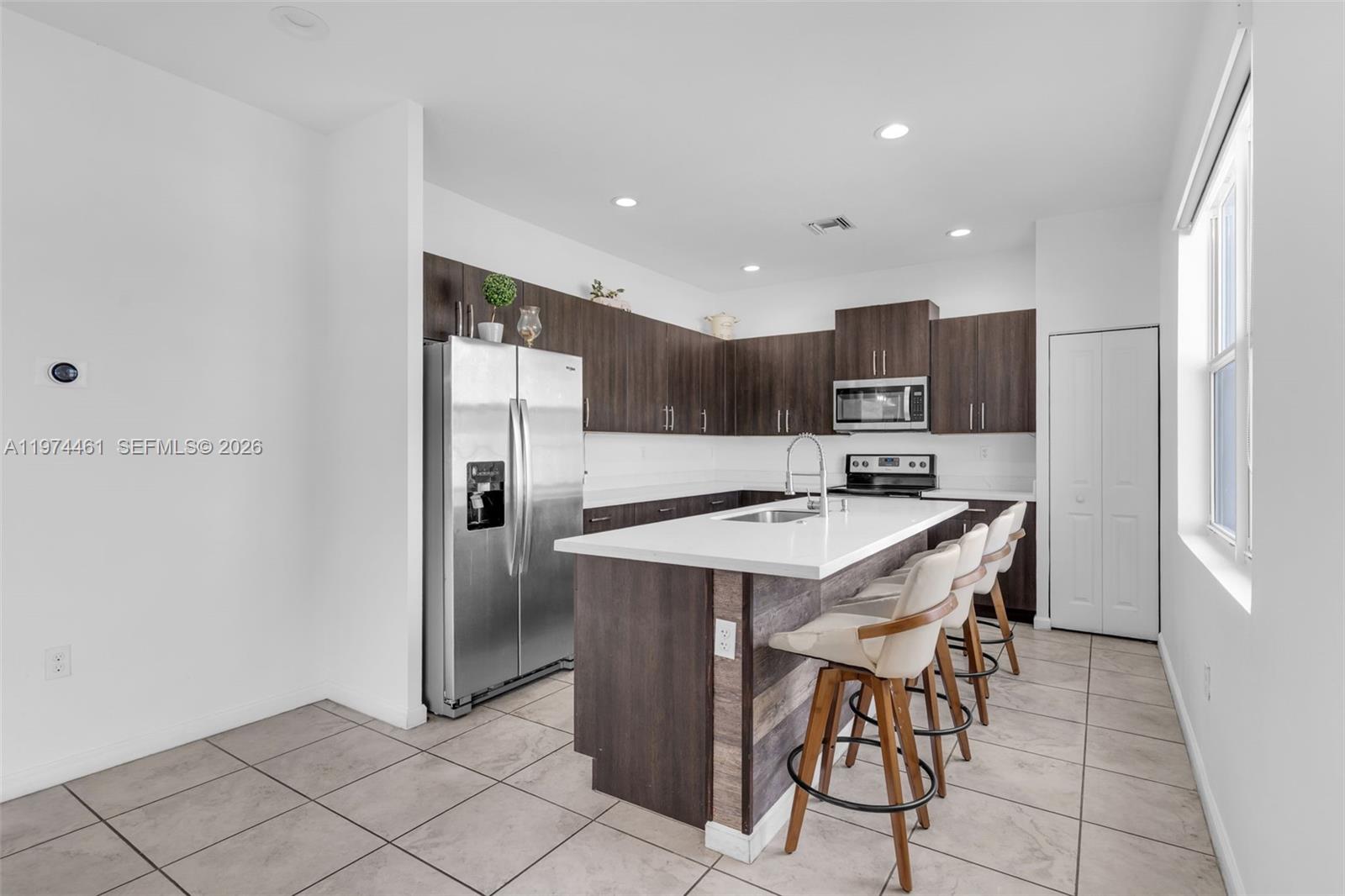 A H AT TURNPIKE SOUTH SEC - Residential