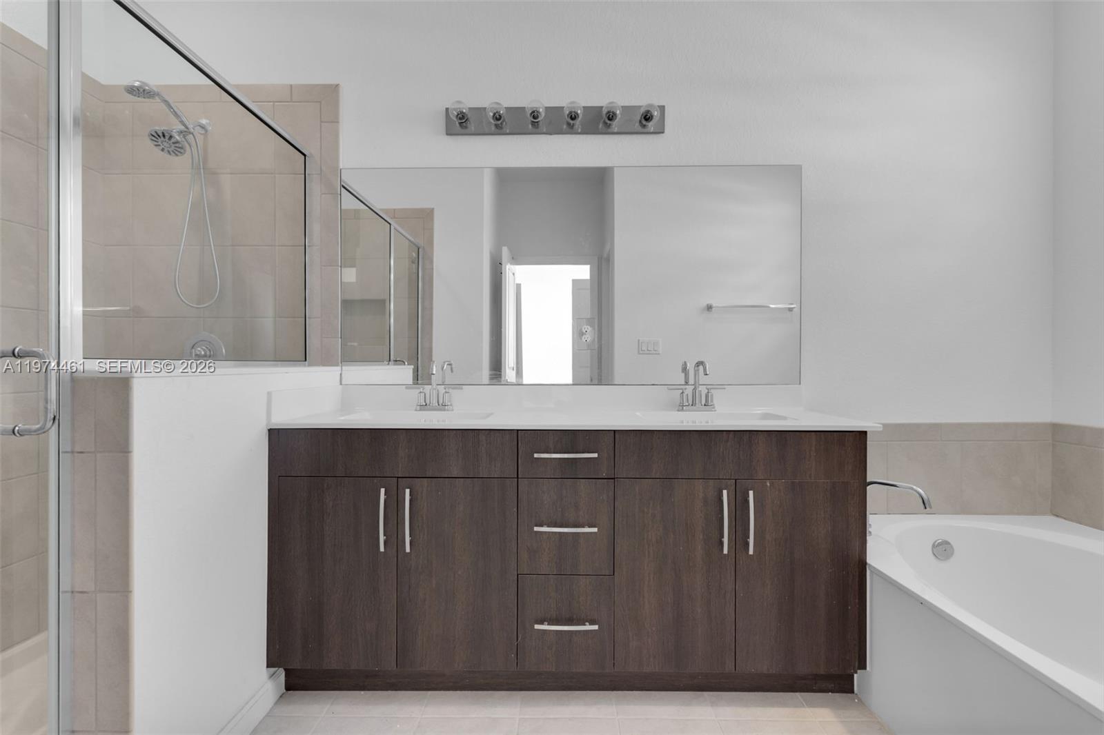 A H AT TURNPIKE SOUTH SEC - Residential