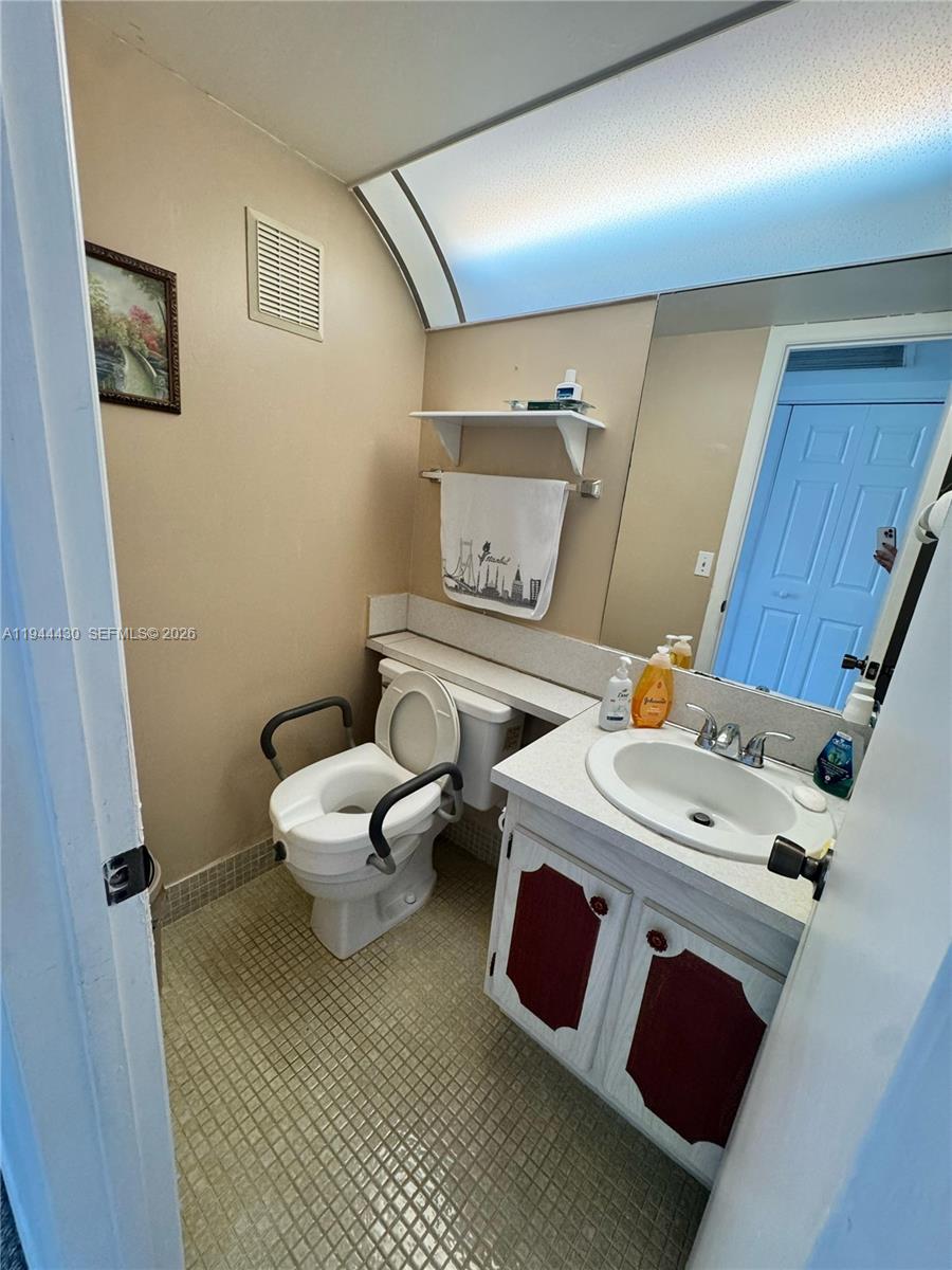 WESTBURY C CONDO - Residential