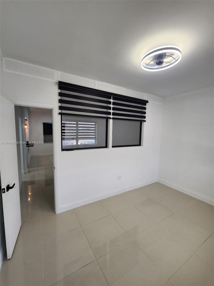 ISLE OF NORMANDY MIAMI VI - Residential Lease