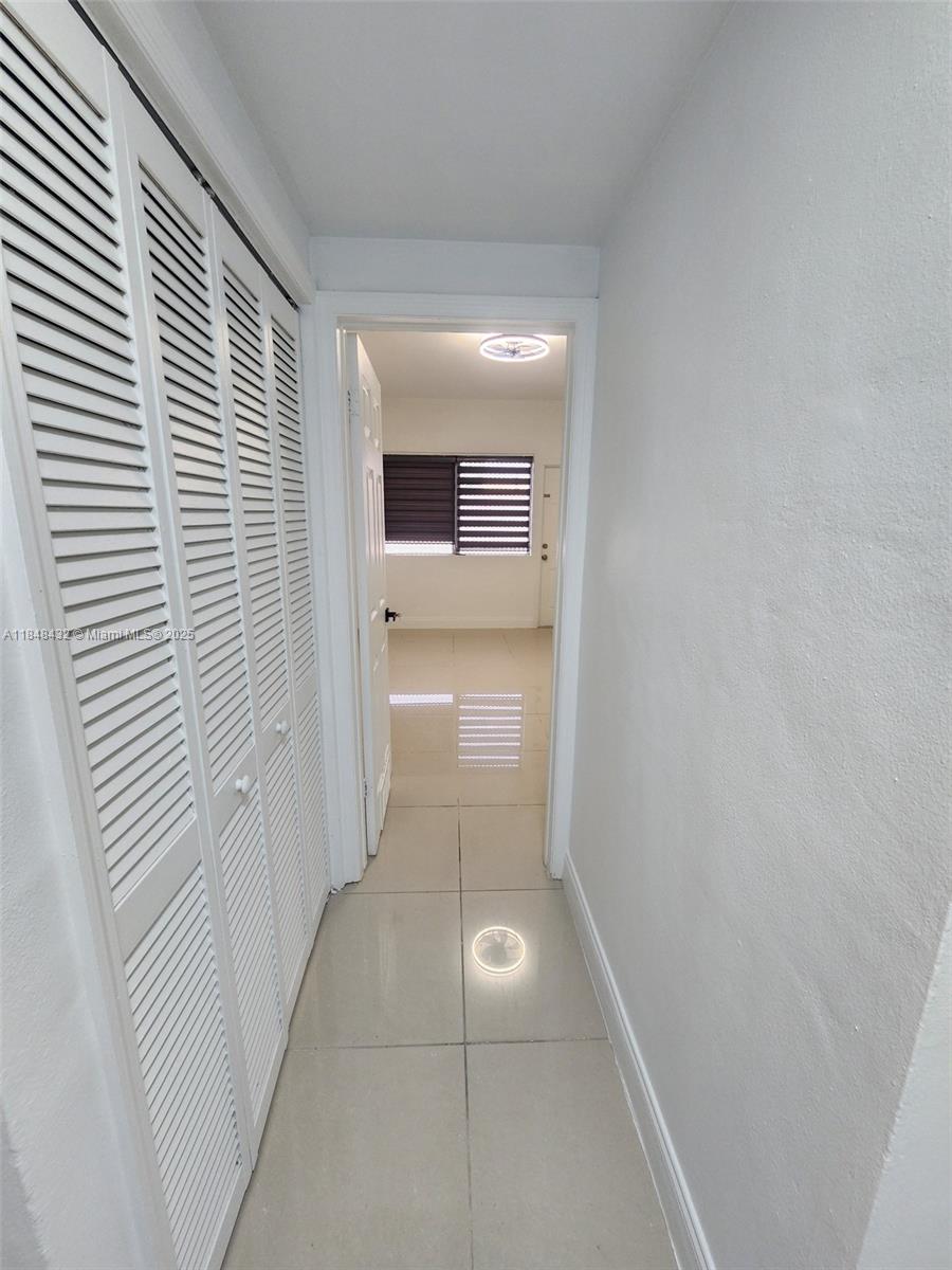 ISLE OF NORMANDY MIAMI VI - Residential Lease