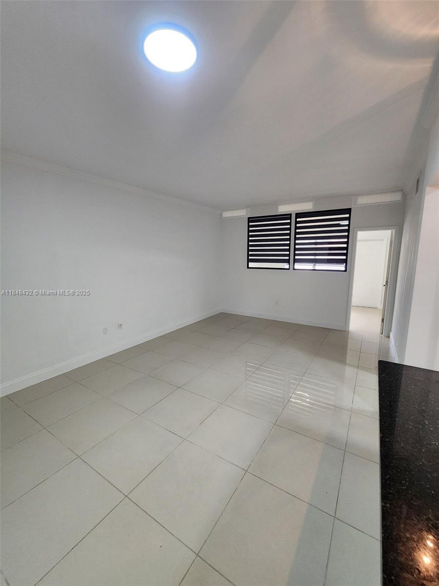 ISLE OF NORMANDY MIAMI VI - Residential Lease