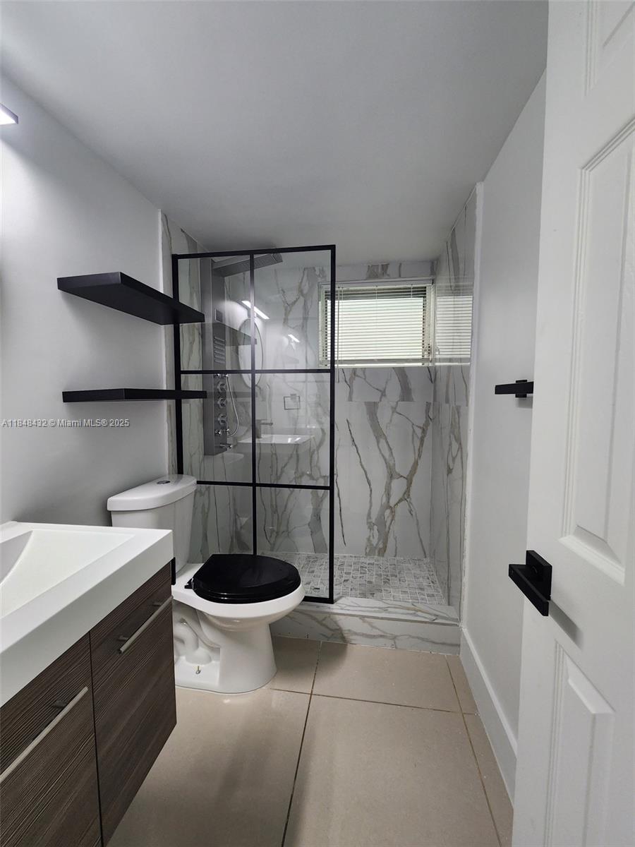 ISLE OF NORMANDY MIAMI VI - Residential Lease