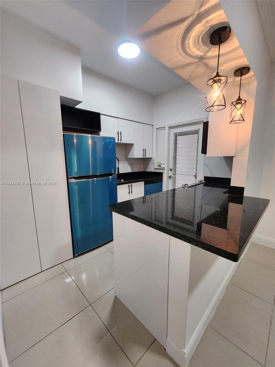 ISLE OF NORMANDY MIAMI VI - Residential Lease