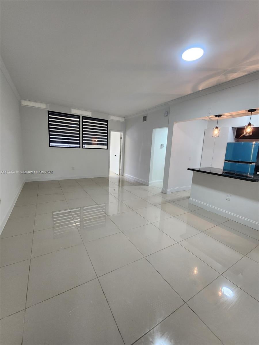 ISLE OF NORMANDY MIAMI VI - Residential Lease