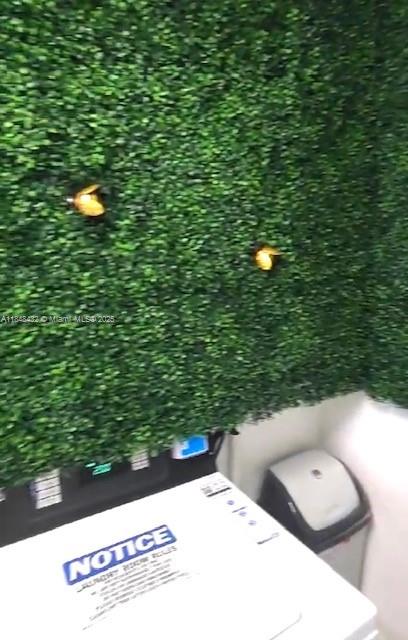 ISLE OF NORMANDY MIAMI VI - Residential Lease