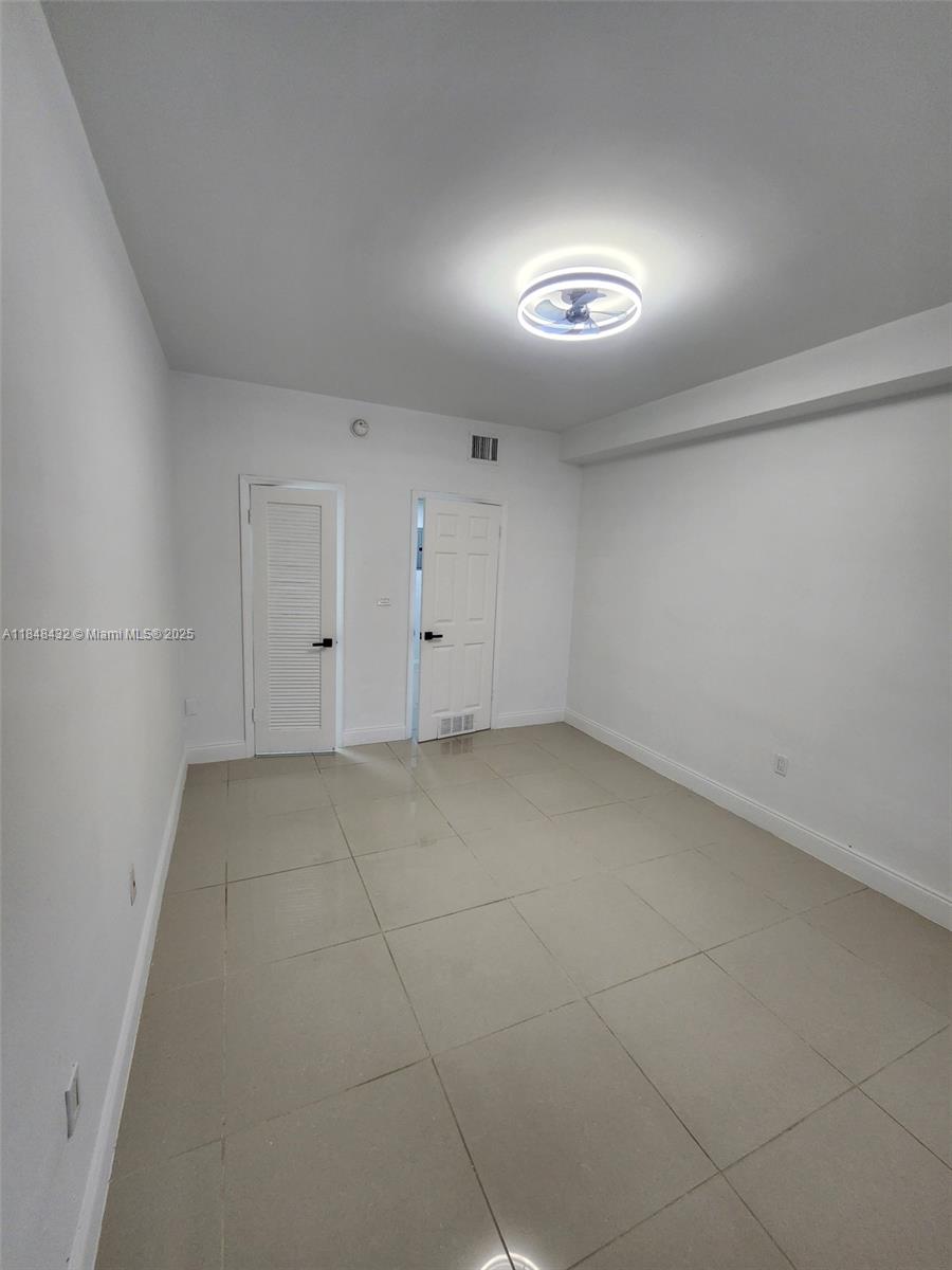 ISLE OF NORMANDY MIAMI VI - Residential Lease