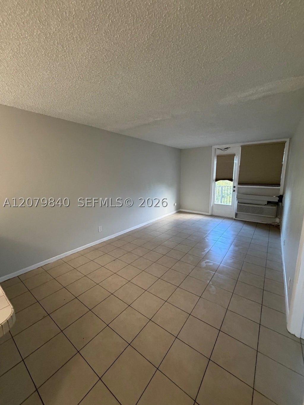 Photo of 2771 Riverside Dr #503-A, Coral Springs, FL 33065 (MLS # A12079840)