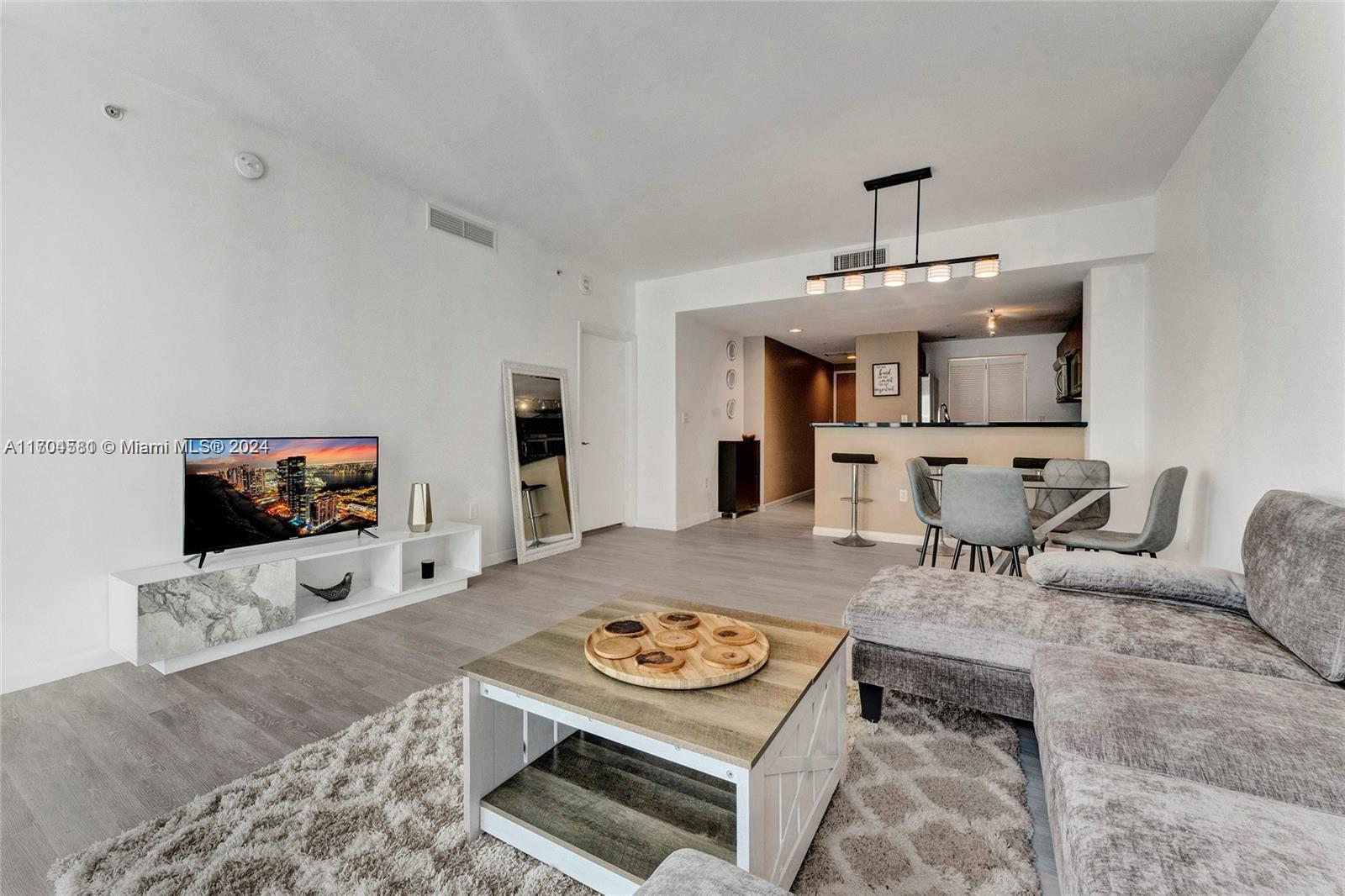 Welcome to your urban oasis at Vizcayne, nestled in the vibrant heart of downtown Miami. This exquisite furnished 1-bedroom apartment offers a perfect blend of modern comfort and metropolitan charm. Unit has new appliances, including washer/dryer, dishwasher, refrigerator/freezer. All stainless steel appliances. TV, large balcony overlooking Downtown Miami, central A/C and heating, brand new LVP flooring throughout the unit. Bathroom has both bathtub and shower. Amenities include swimming pools, hot tub, sauna, steam room, excercise room, 24/7 security, doorman, secure entry with FOB. 1 assigned covered parking space.