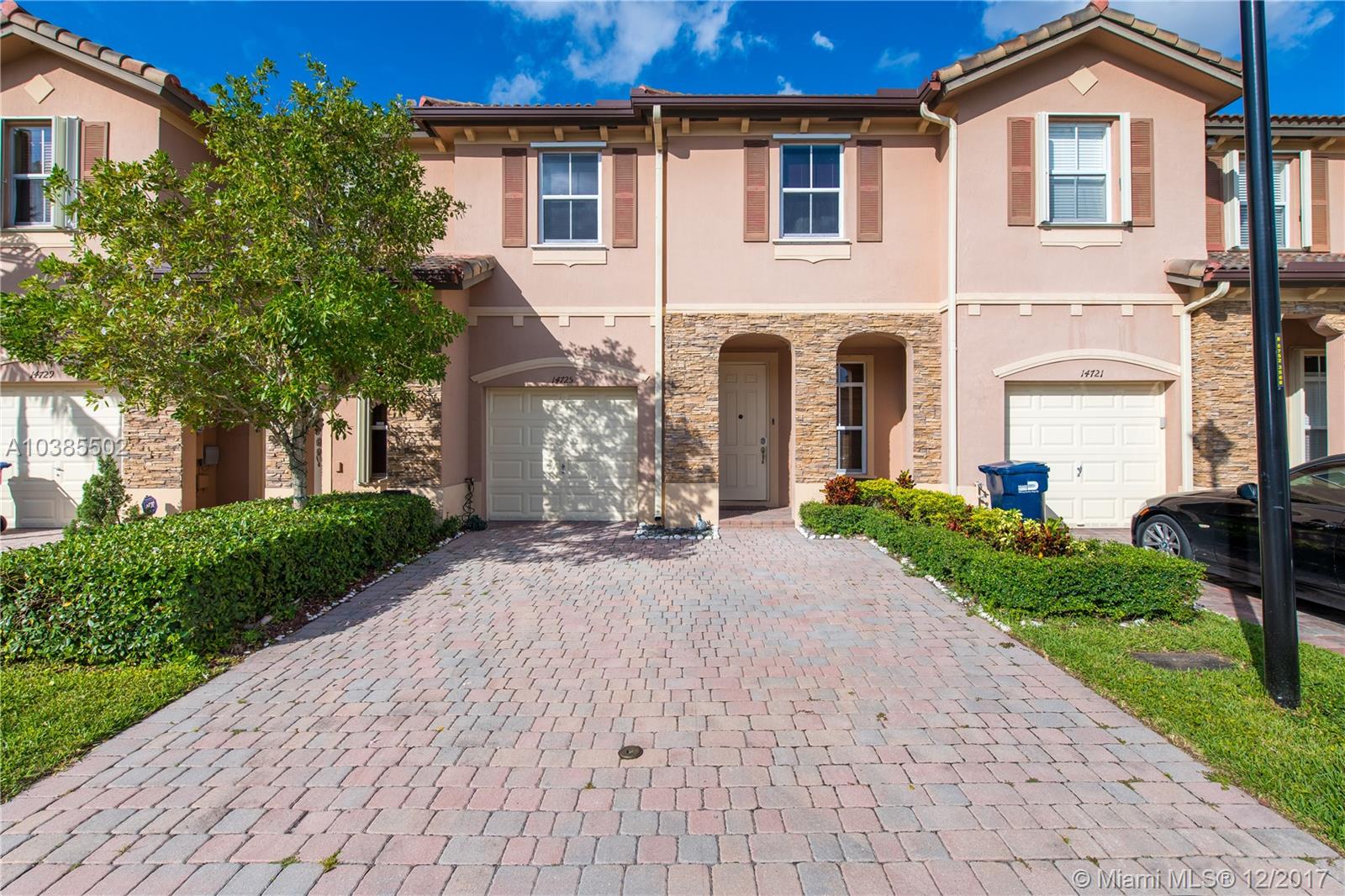 CORAL LAKES KINGDOM - Residential