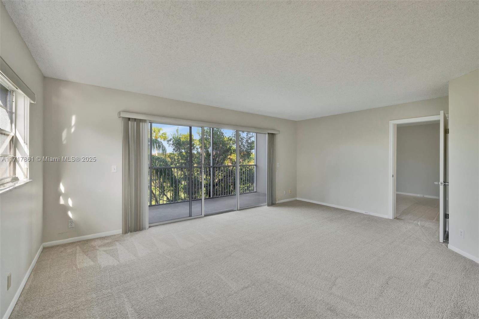 CAMBRIDGE AT CENTURY VILL - Residential