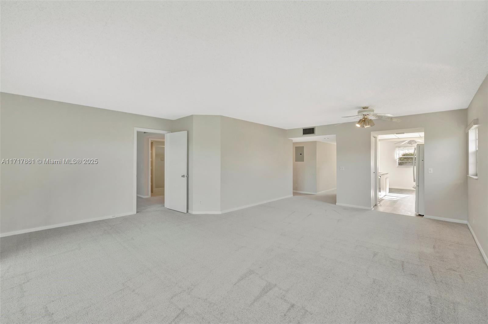 CAMBRIDGE AT CENTURY VILL - Residential