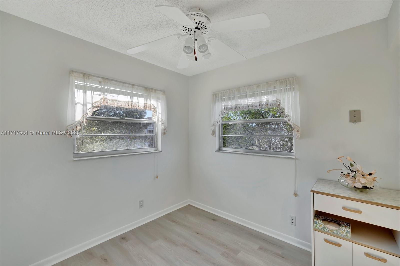 CAMBRIDGE AT CENTURY VILL - Residential