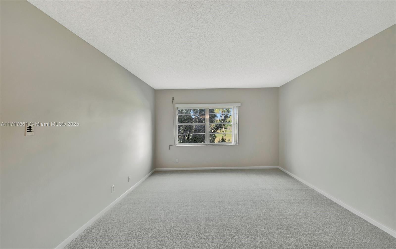 CAMBRIDGE AT CENTURY VILL - Residential