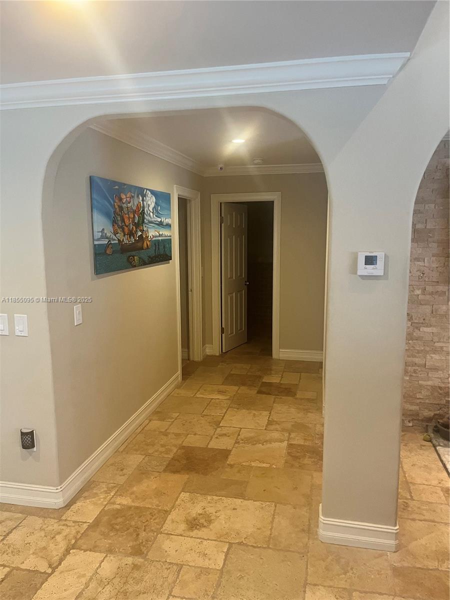 SKY LAKE VILLAS FIRST ADD - Residential