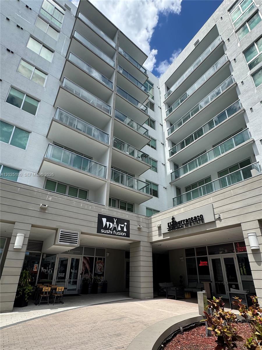 MIDTOWN DORAL CONDO 4 - Residential