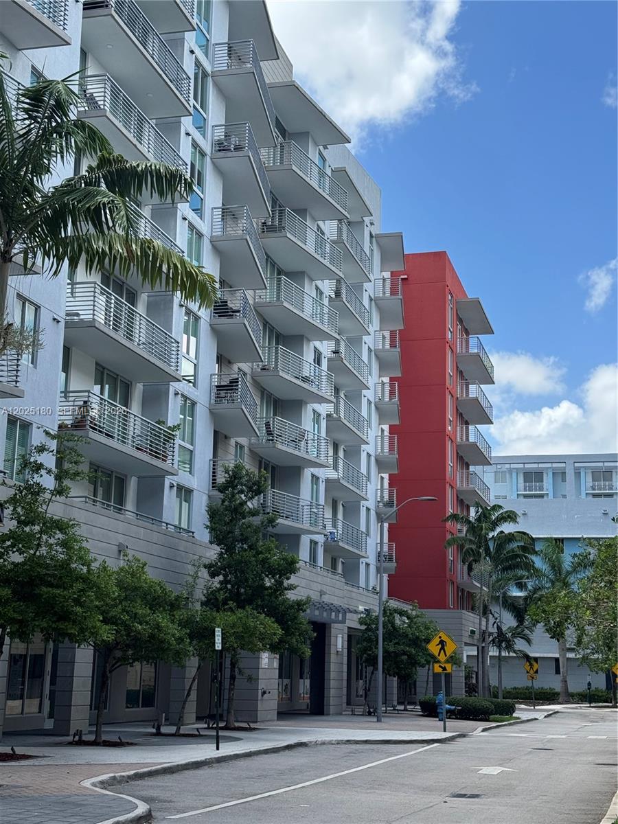 MIDTOWN DORAL CONDO 4 - Residential