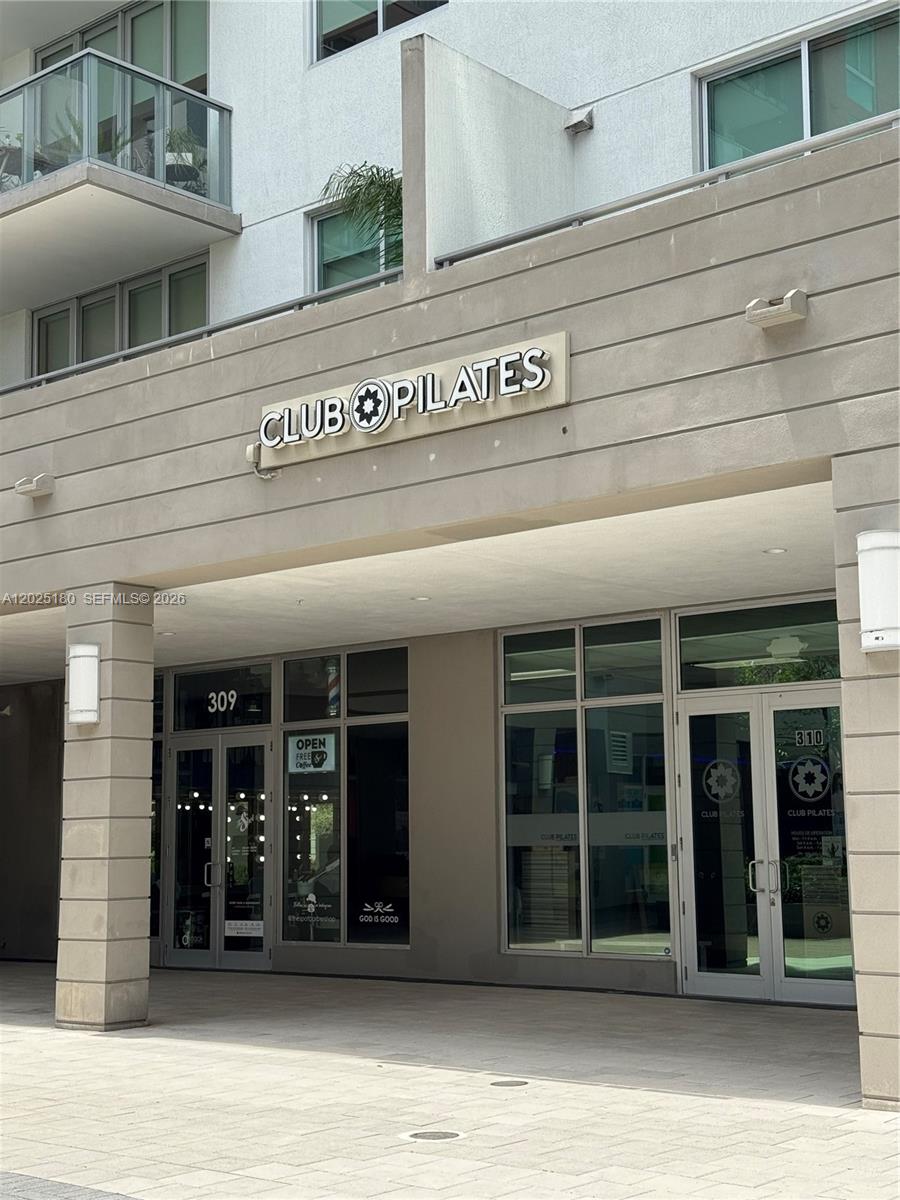 MIDTOWN DORAL CONDO 4 - Residential