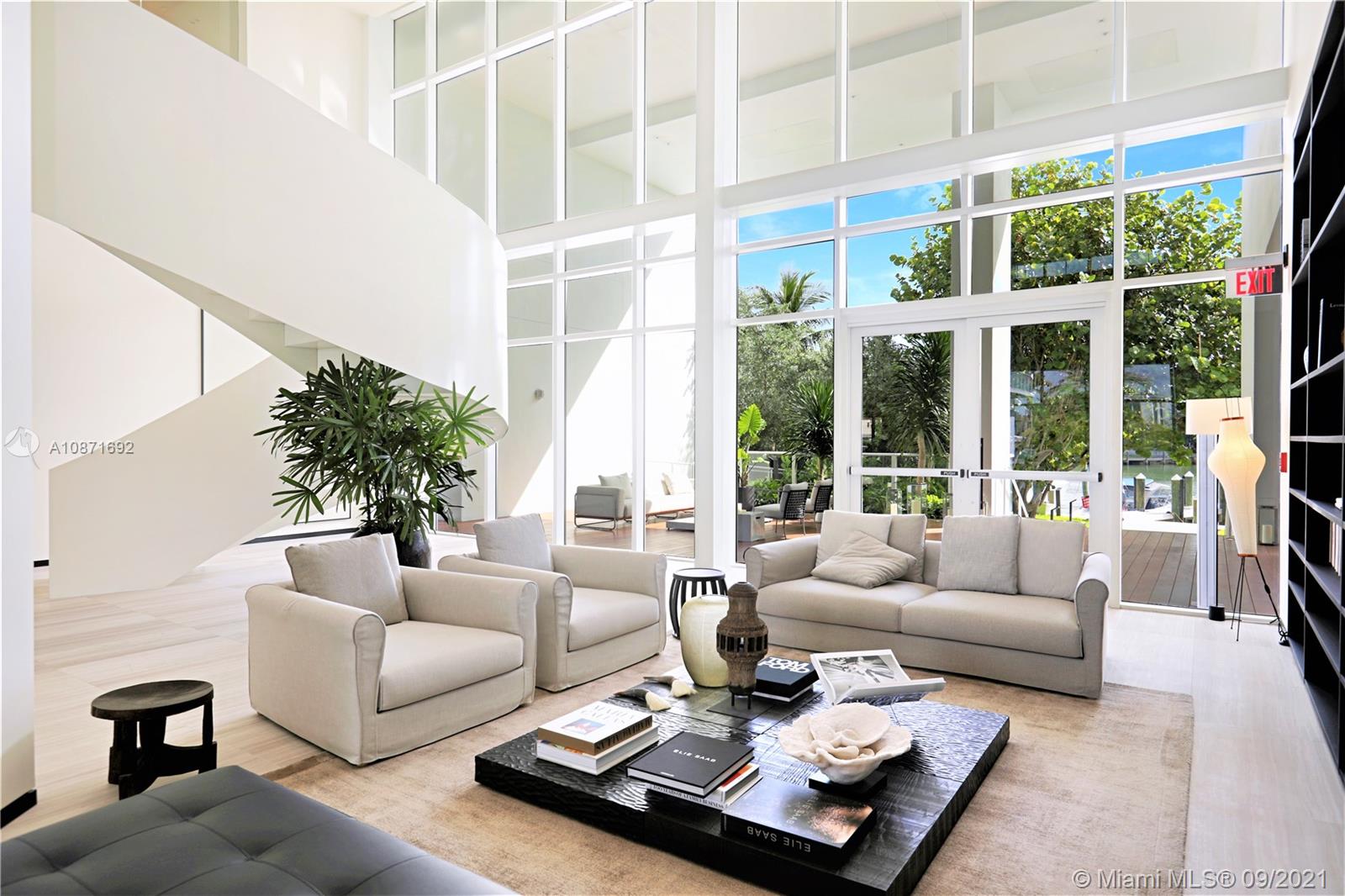 Ritz C Residences Miami Be - Residential