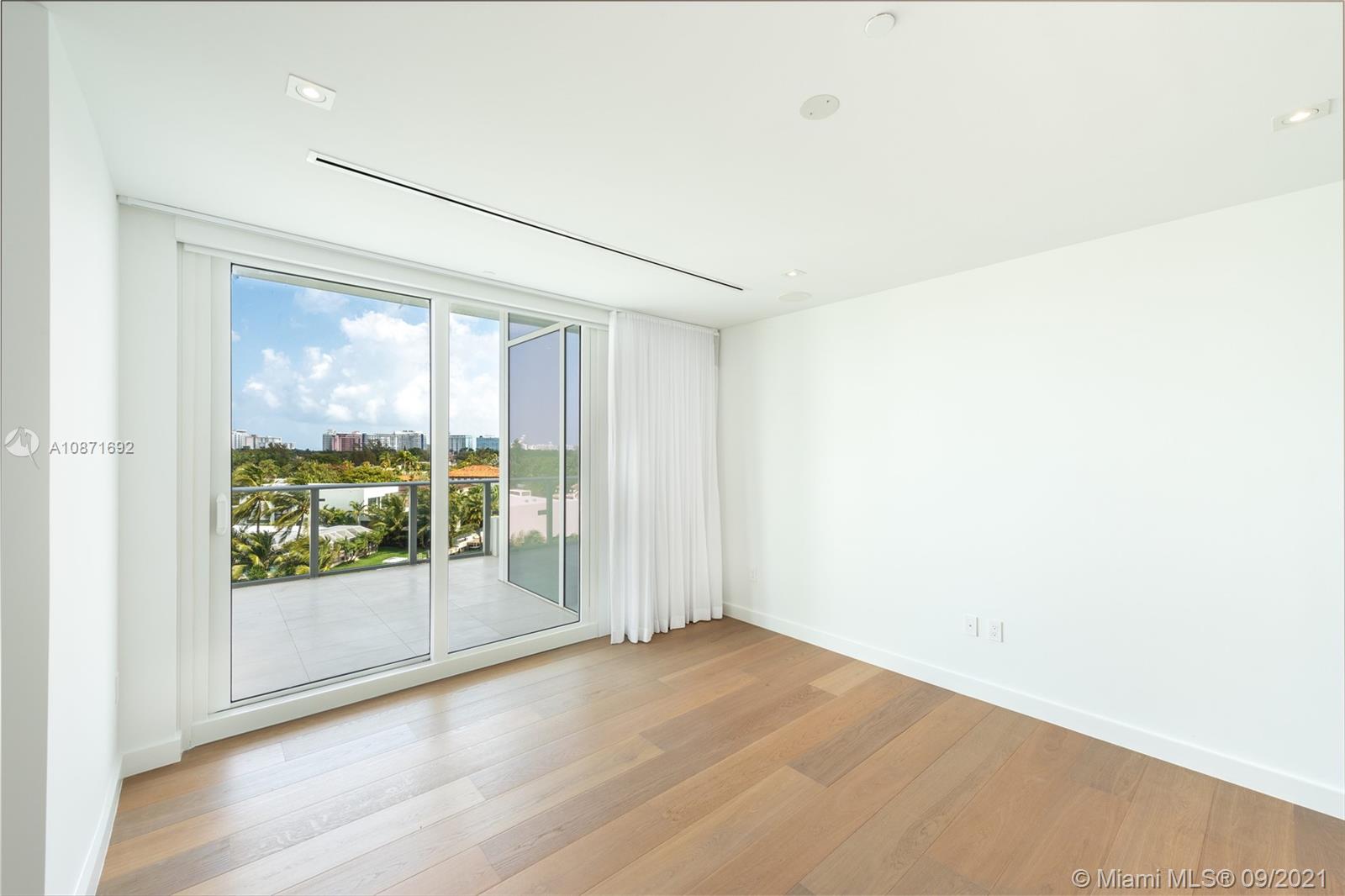 Ritz C Residences Miami Be - Residential