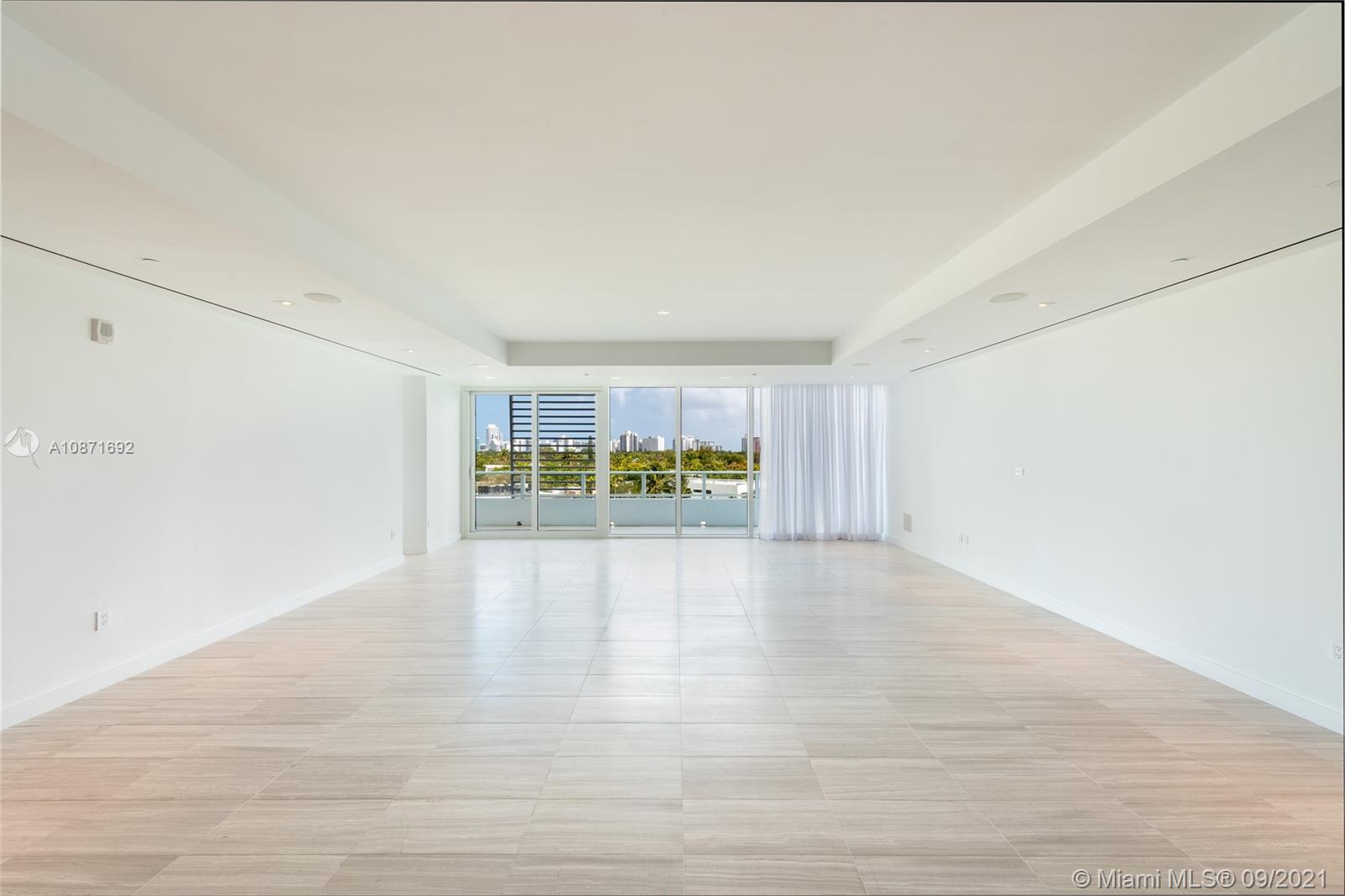 Ritz C Residences Miami Be - Residential