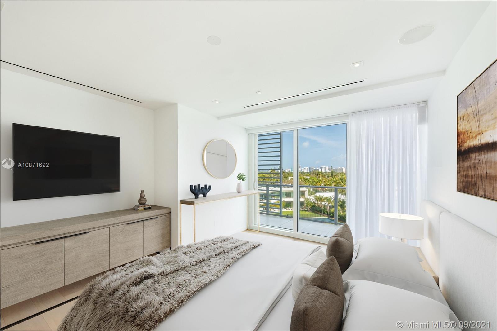 Ritz C Residences Miami Be - Residential