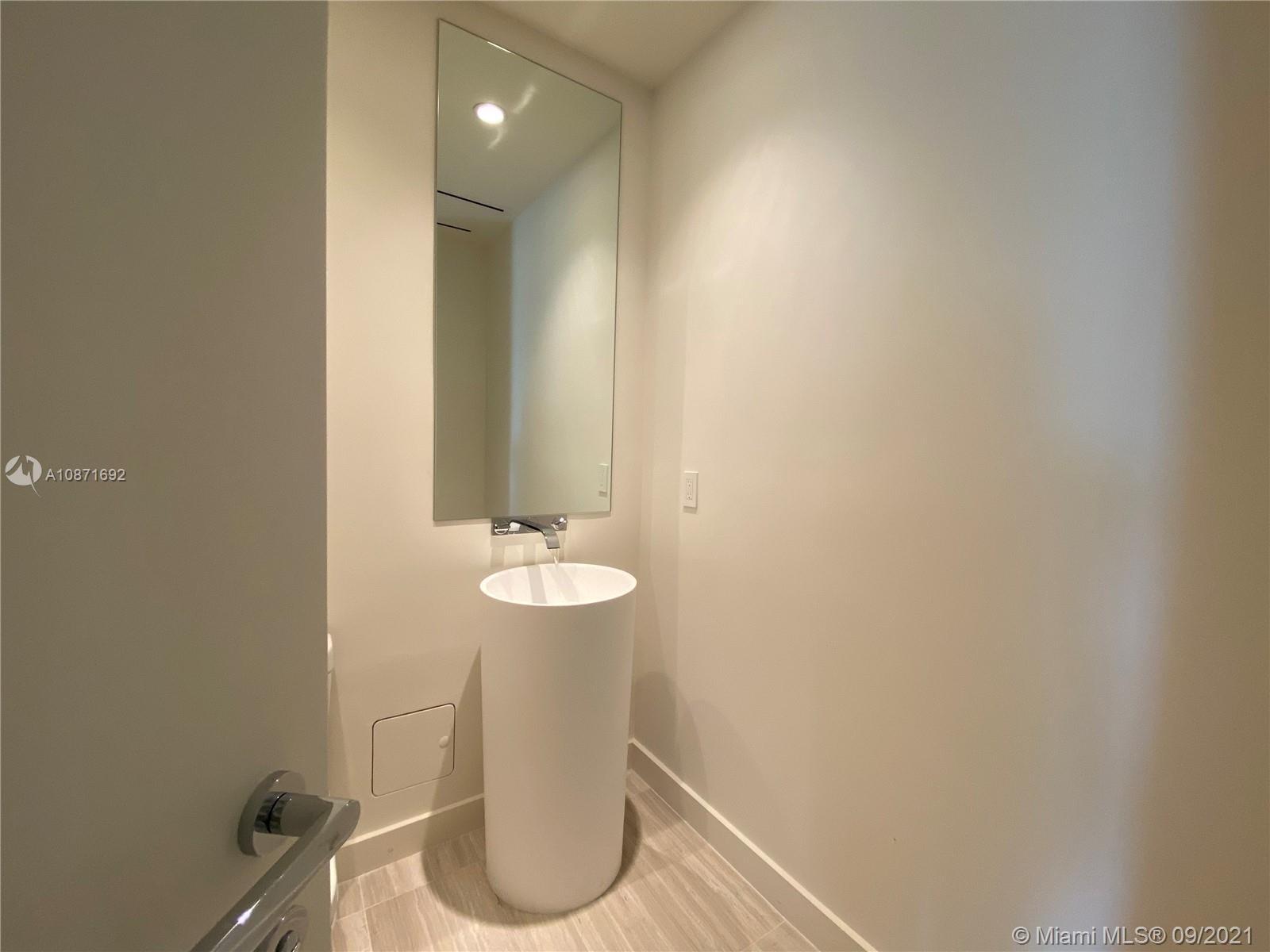 Ritz C Residences Miami Be - Residential