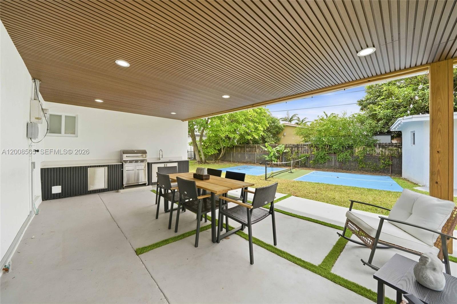 WESTWOOD LAKE 2ND ADDN - Residential